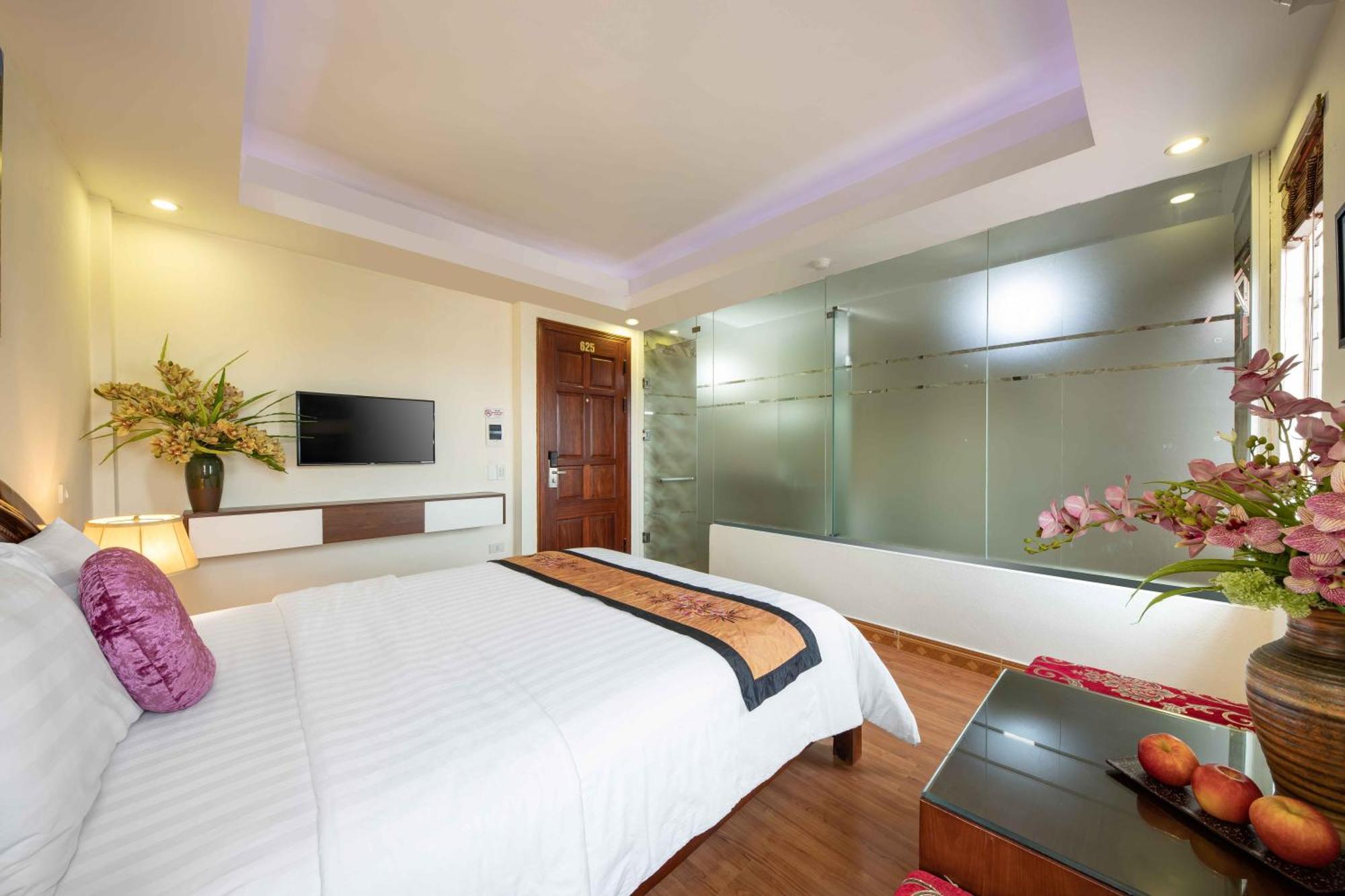 Khách sạn Viet Village Airport & Restaurants 3*