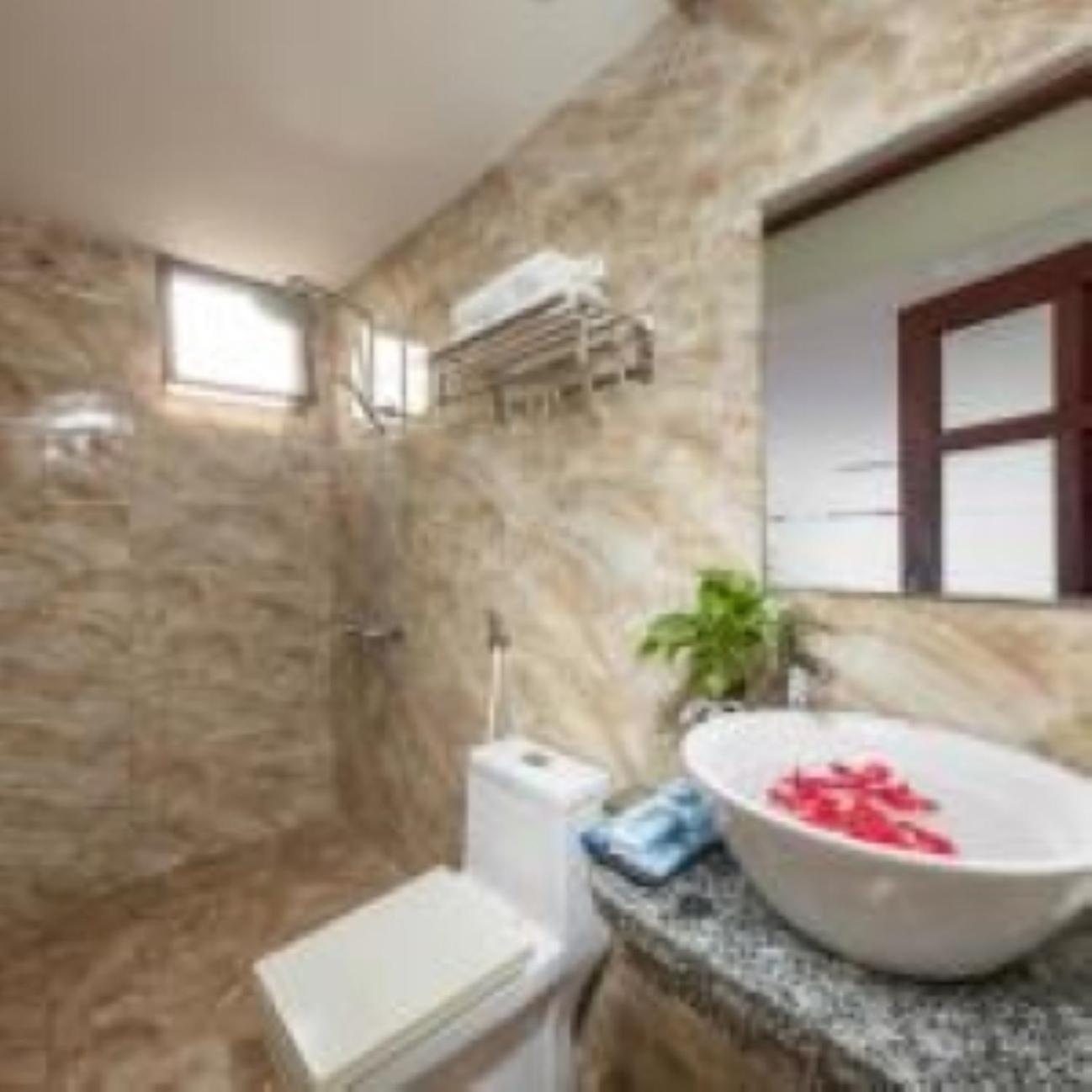 Viet Village Airport & Restaurants 3*