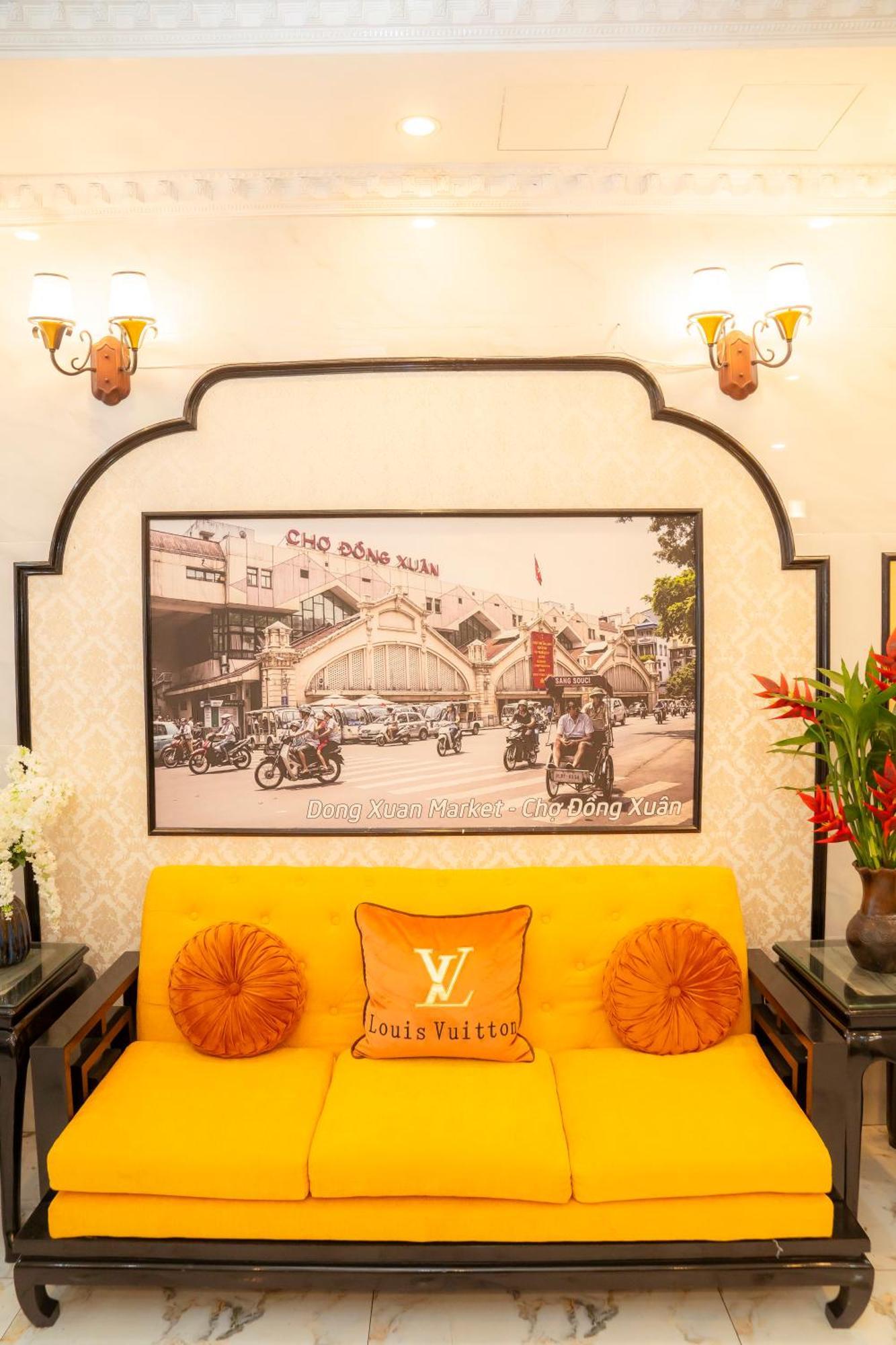 Khách sạn Golden Rose Premium