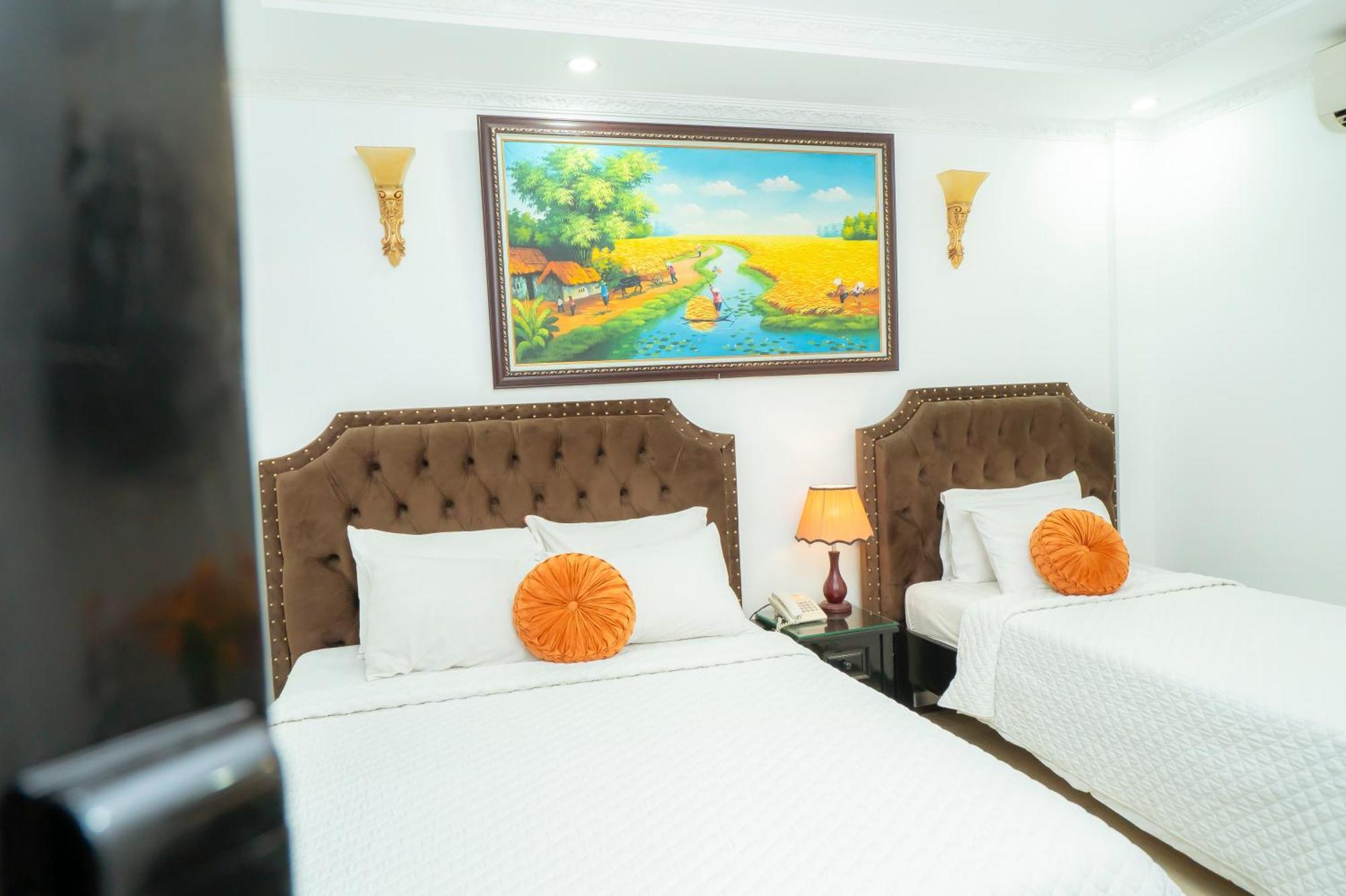 Khách sạn Golden Rose Premium 3*