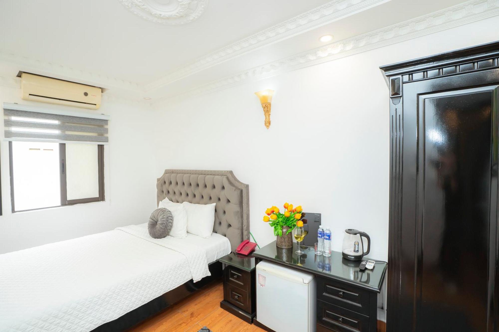 Golden Rose Premium Khách sạn Hà Nội
