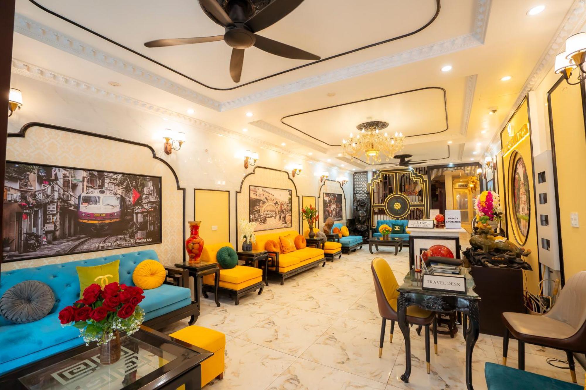 Khách sạn Golden Rose Premium