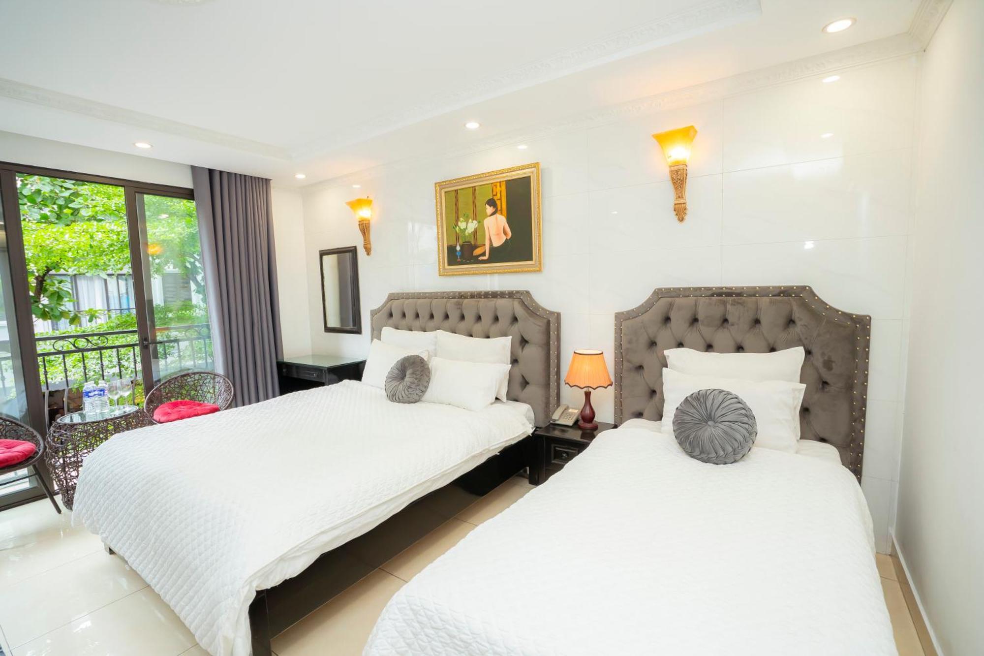 Khách sạn Golden Rose Premium