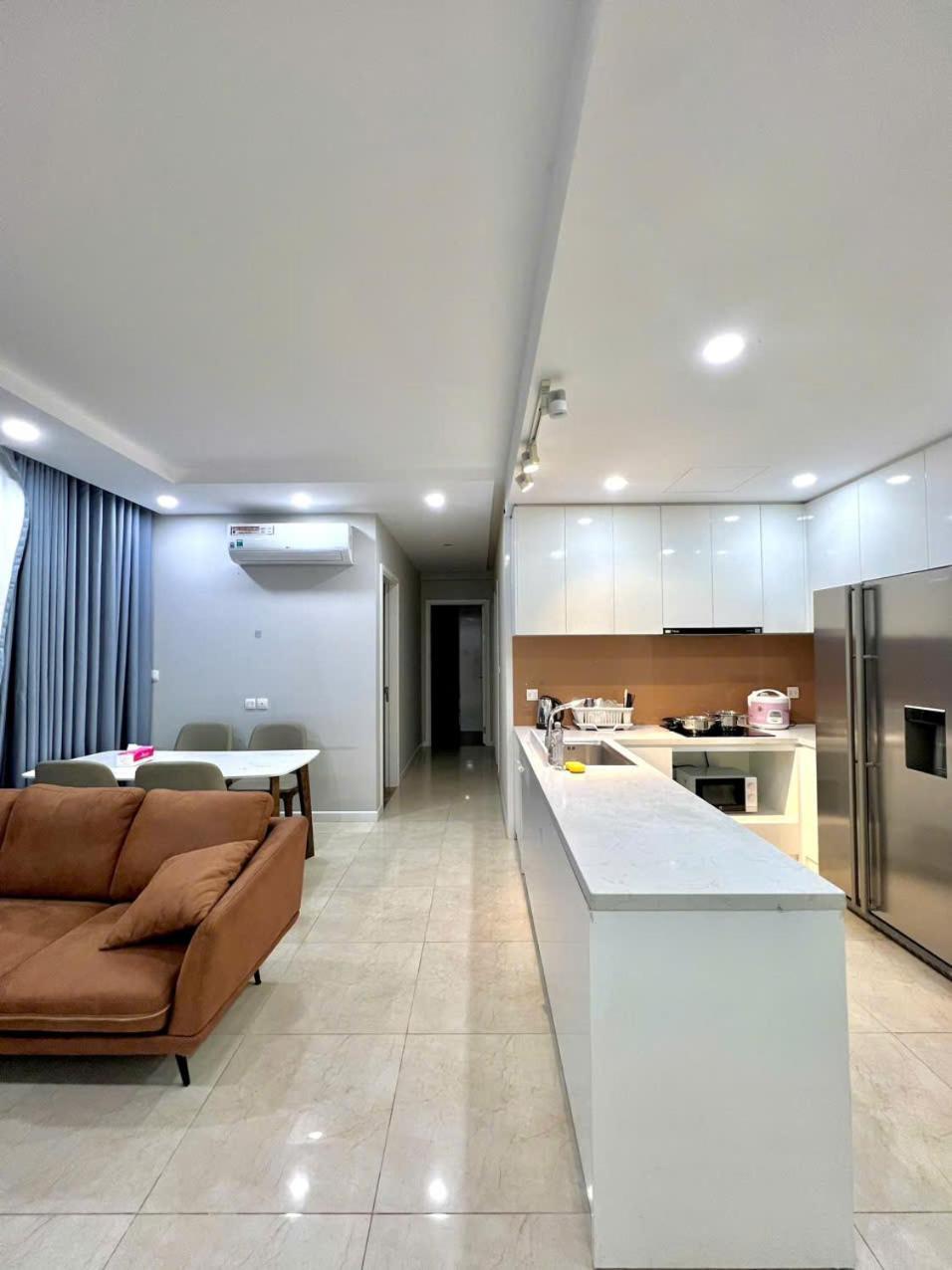 Vinhomes Dcapitale Tran Duy Hung Ho Cao Cap Mint 3br *