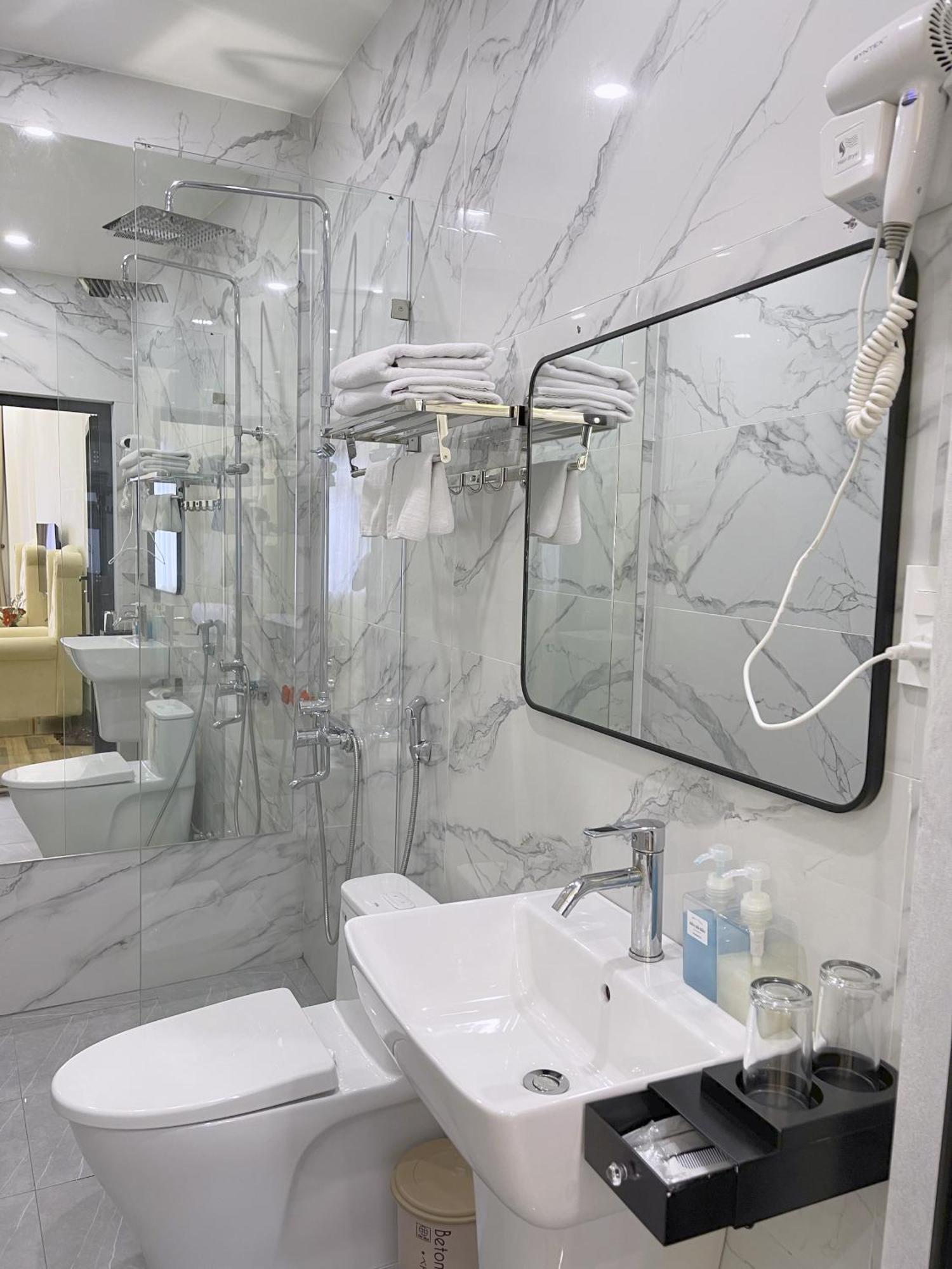 Chemi Noi Bai Airport & Travel 3* Hanoi