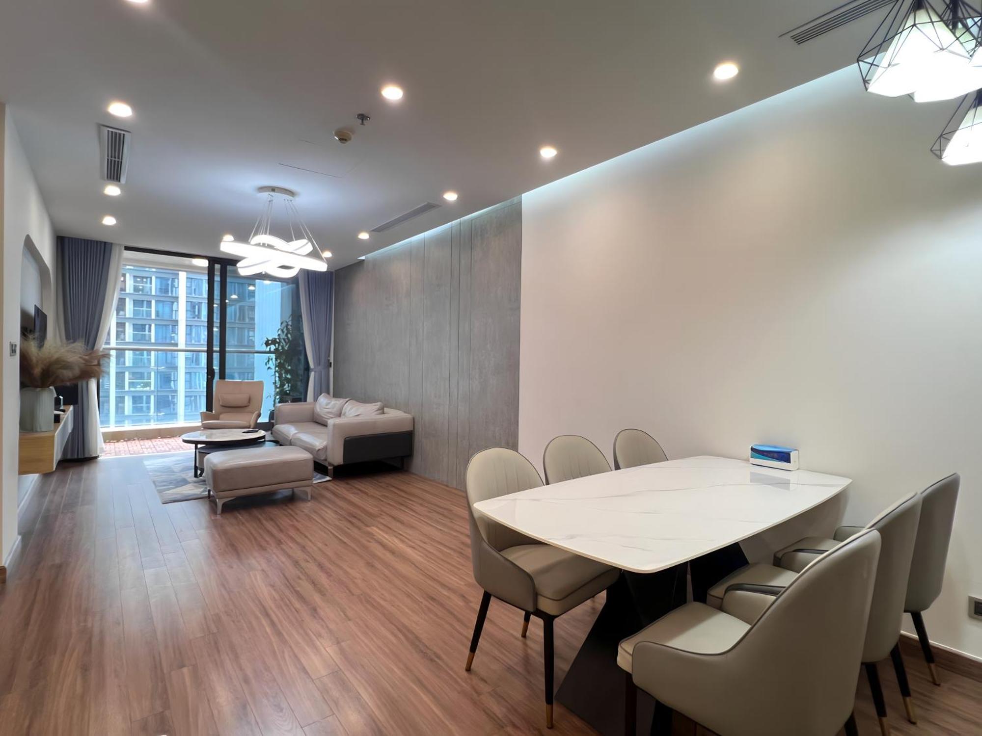 Vinhomes Metropolis - South Land Hanoi