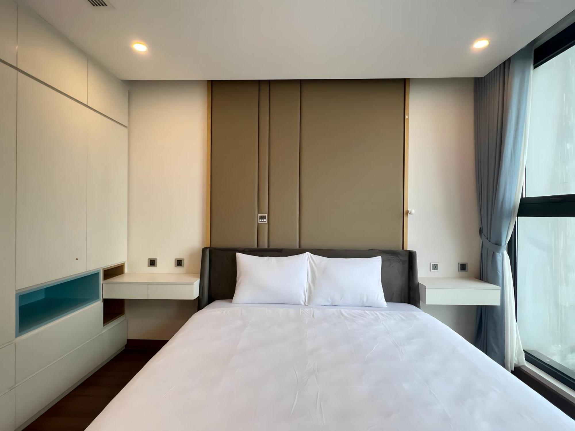 Apartment Vinhomes Metropolis - South Land