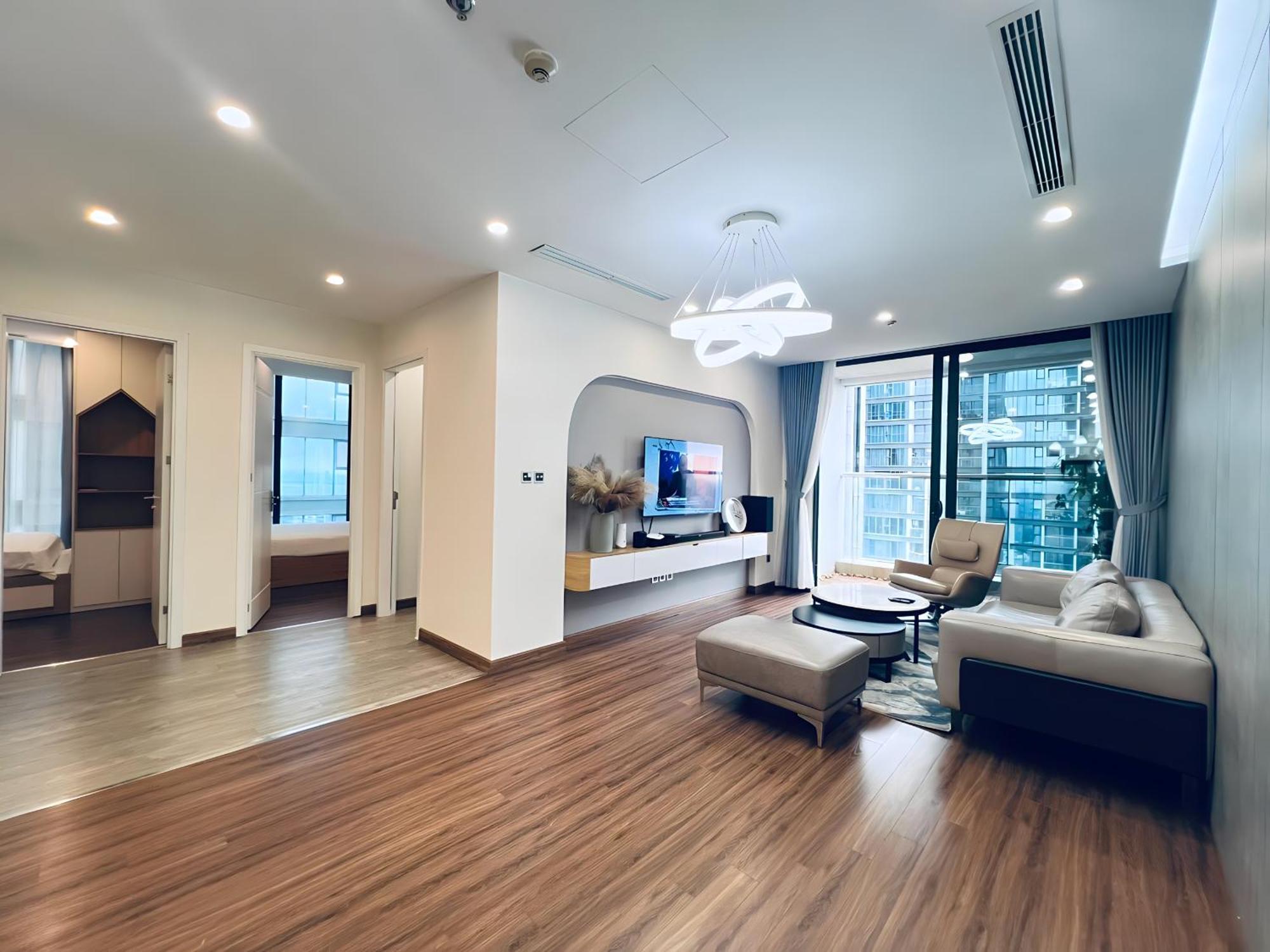 Vinhomes Metropolis - South Land Hanoi