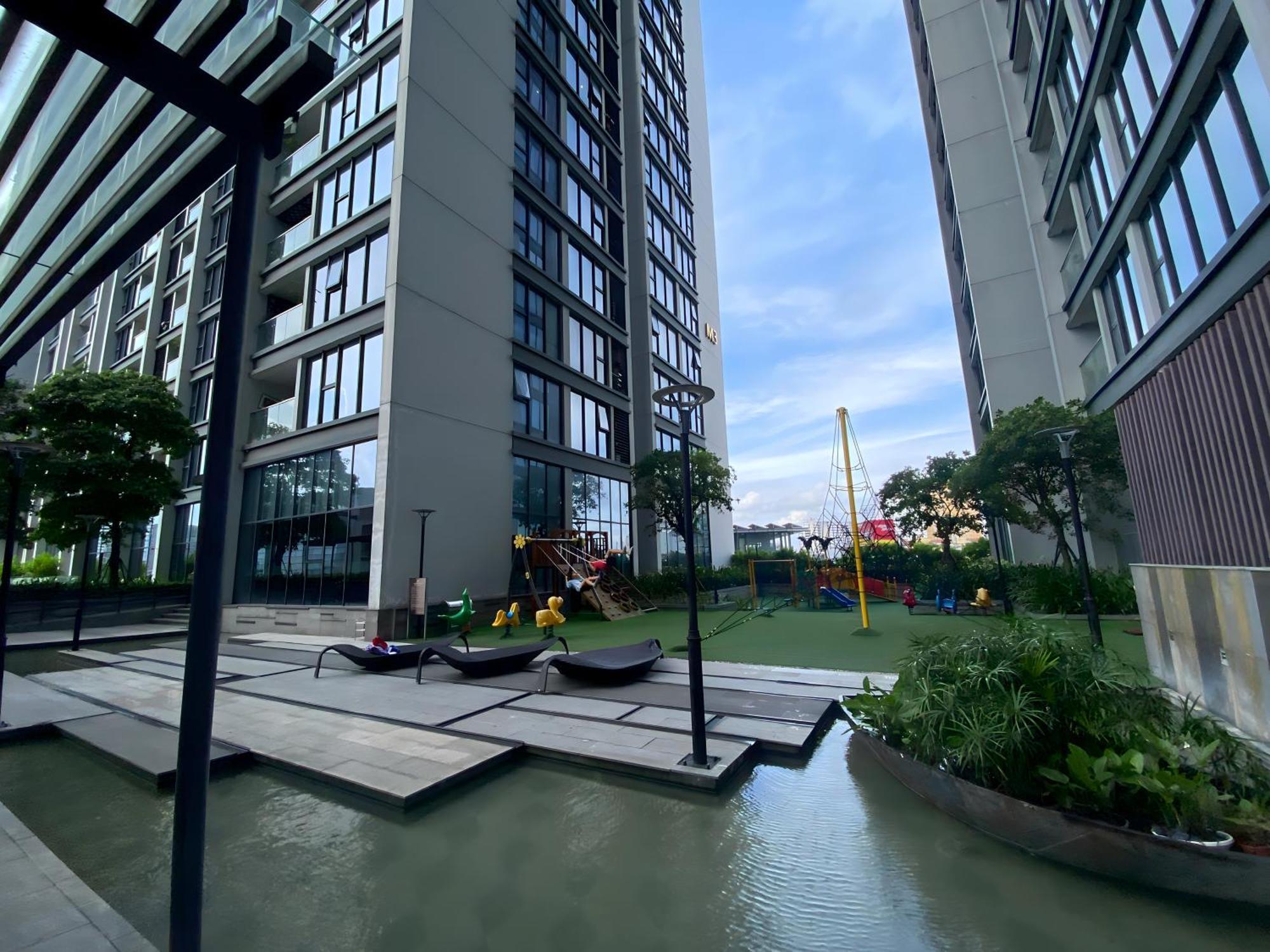 Vinhomes Metropolis - South Land * Hanoi