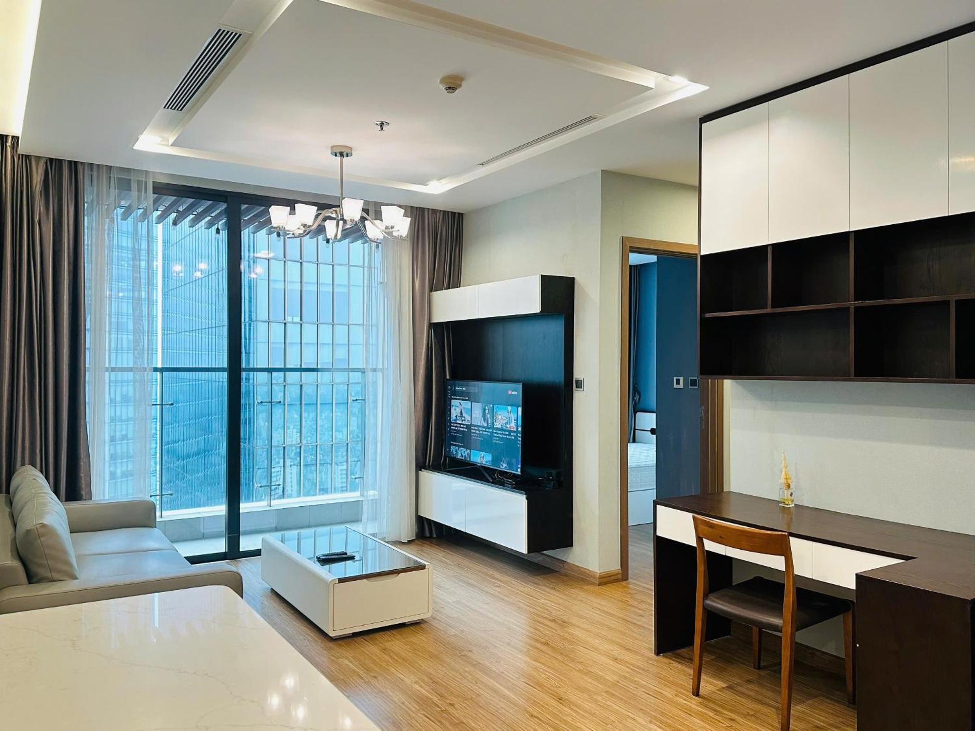Vinhomes Metropolis - South Land Apartment Hanoi
