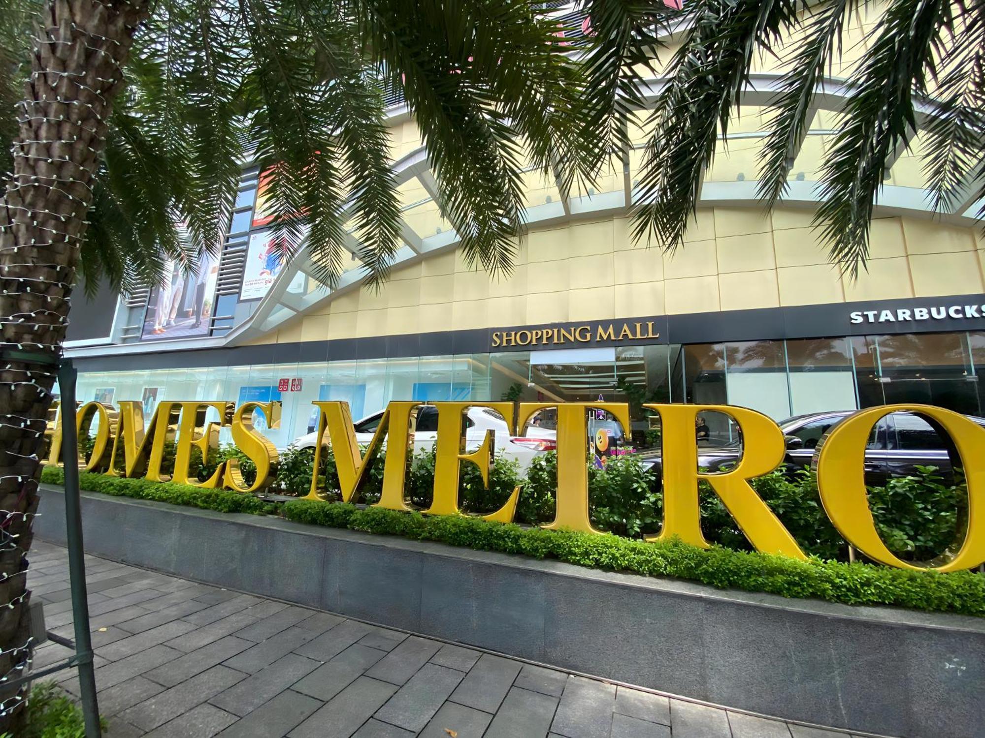Vinhomes Metropolis - South Land * Hanoi