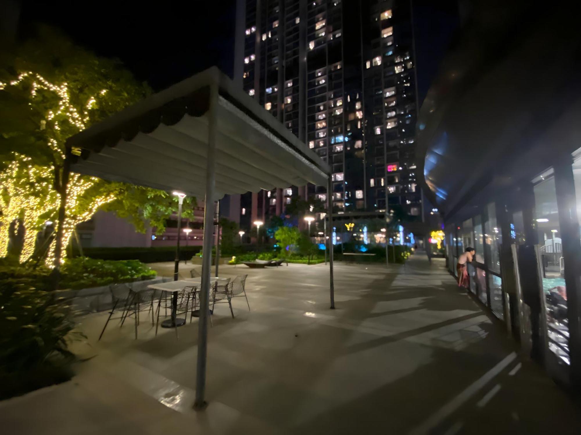 Vinhomes Metropolis - South Land Apartment Hanoi