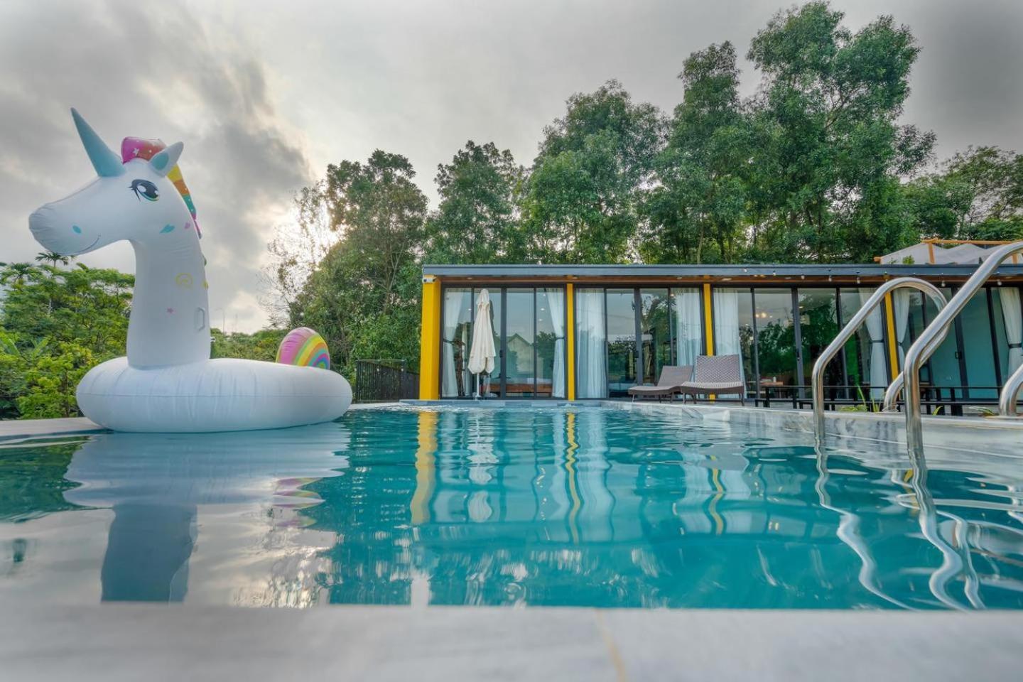 Iris Venuestay