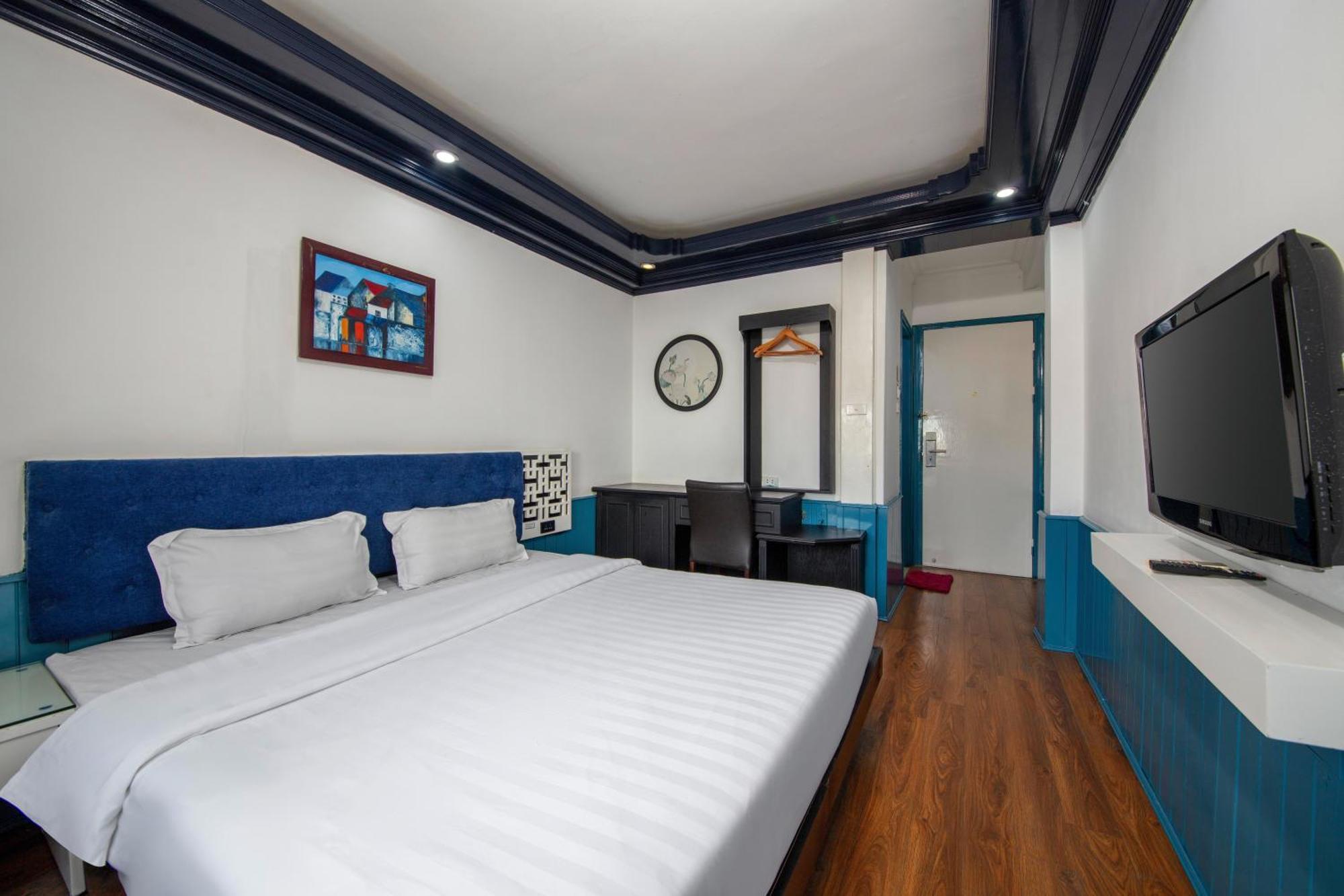 Hostel Solo *