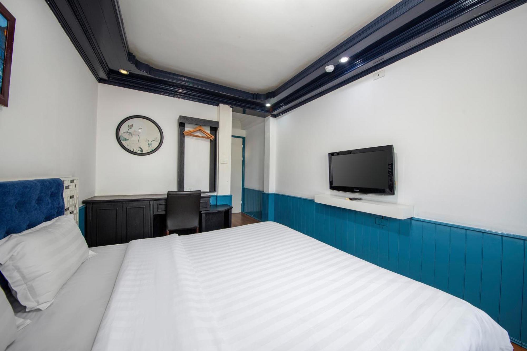 Hostel Solo *