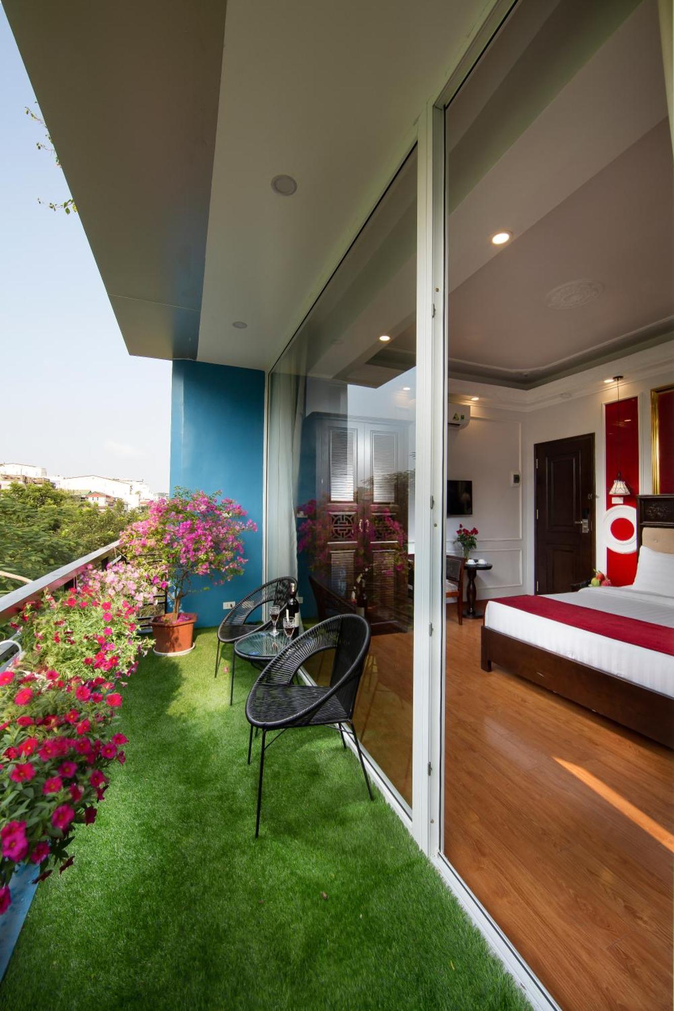 Hotel Royal Palace 2 &