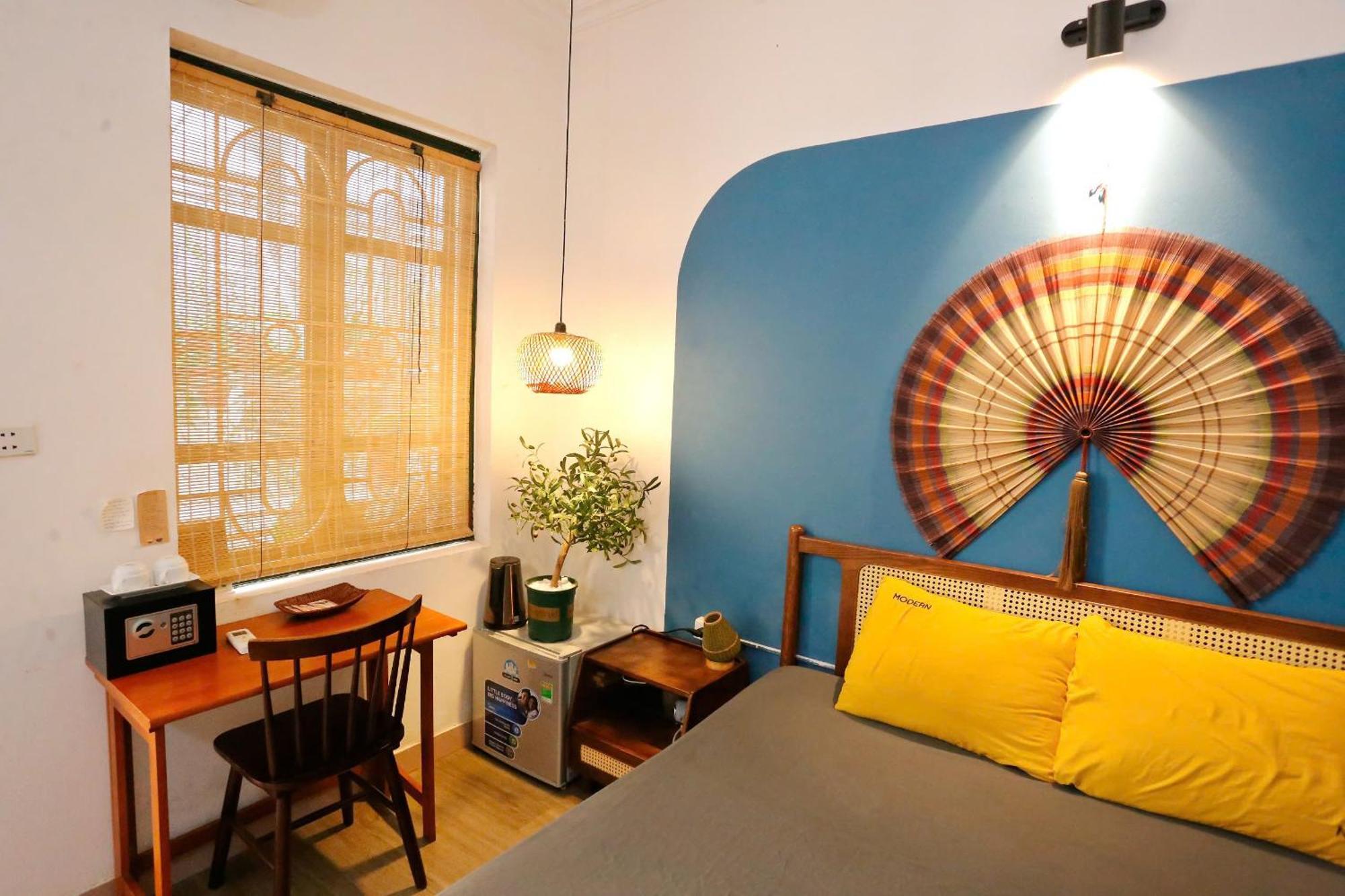 Homestay Anchie Ly Nam De- Ha Noi Train Street- Ha Noi Old Quarter