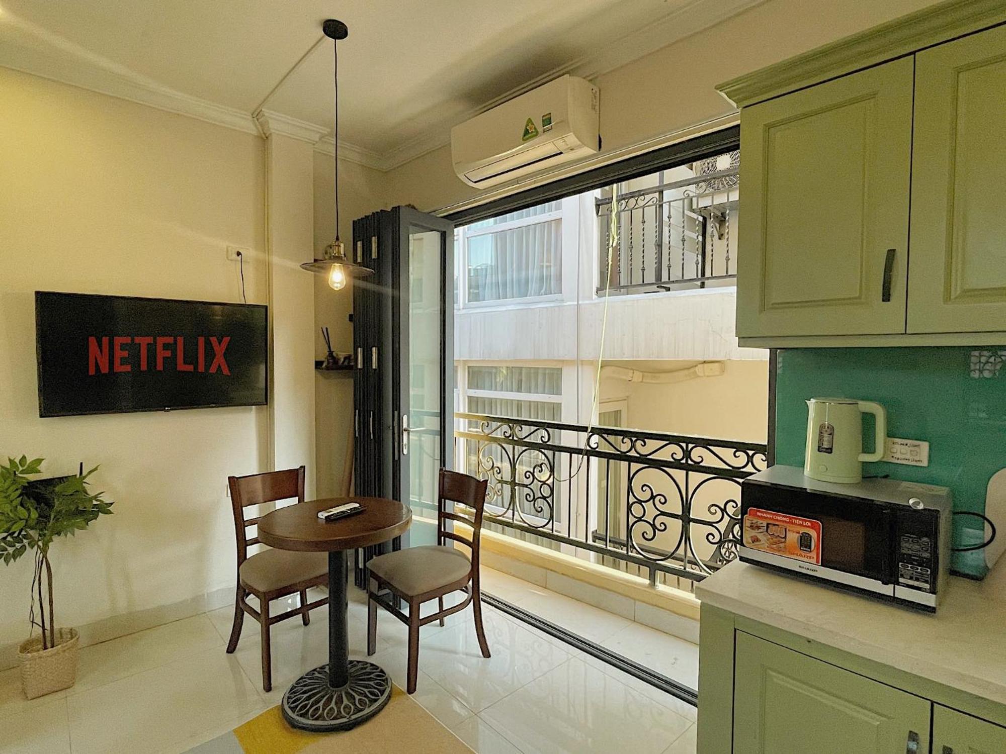 Migo Housing - Beer Street - Lift And Spacious - Ensuite Kitchen - Ensuite Bathroom * Hanoi
