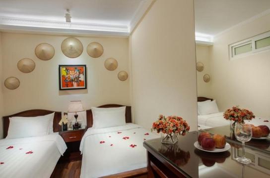 Viet & Travel * Hanoi