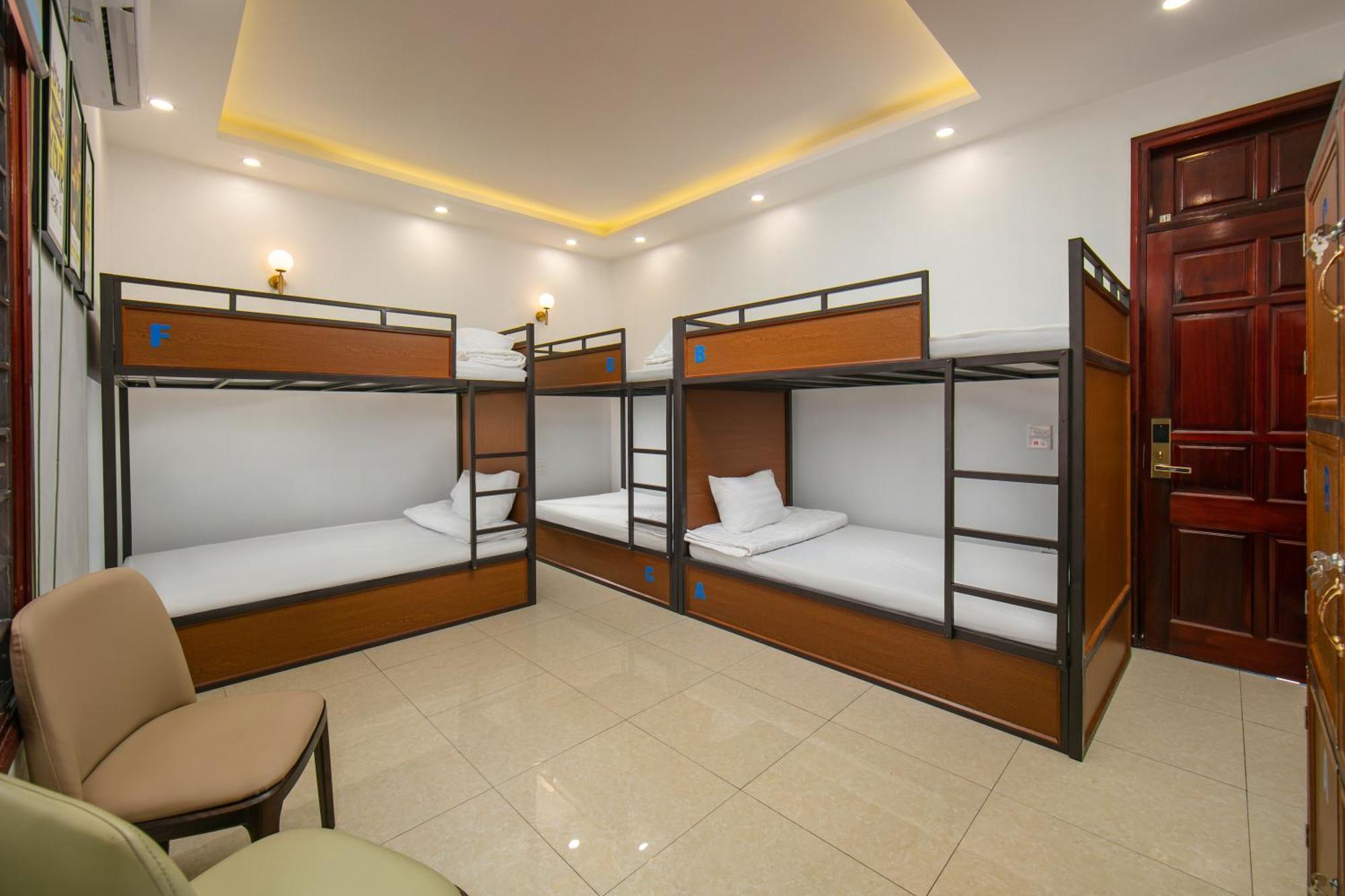 Airport & Bed & Breakfast *