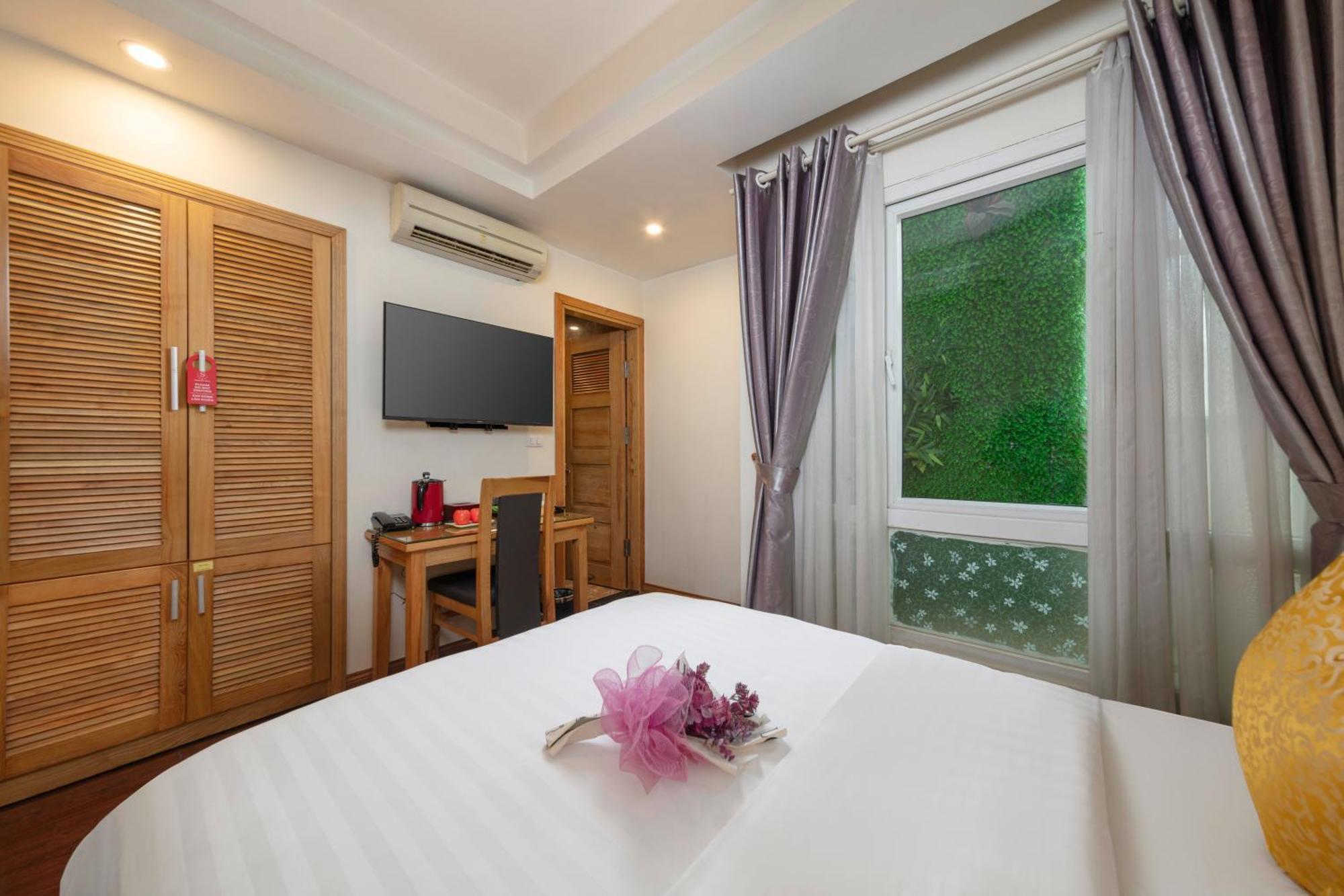 Sky Hotel Hanoi