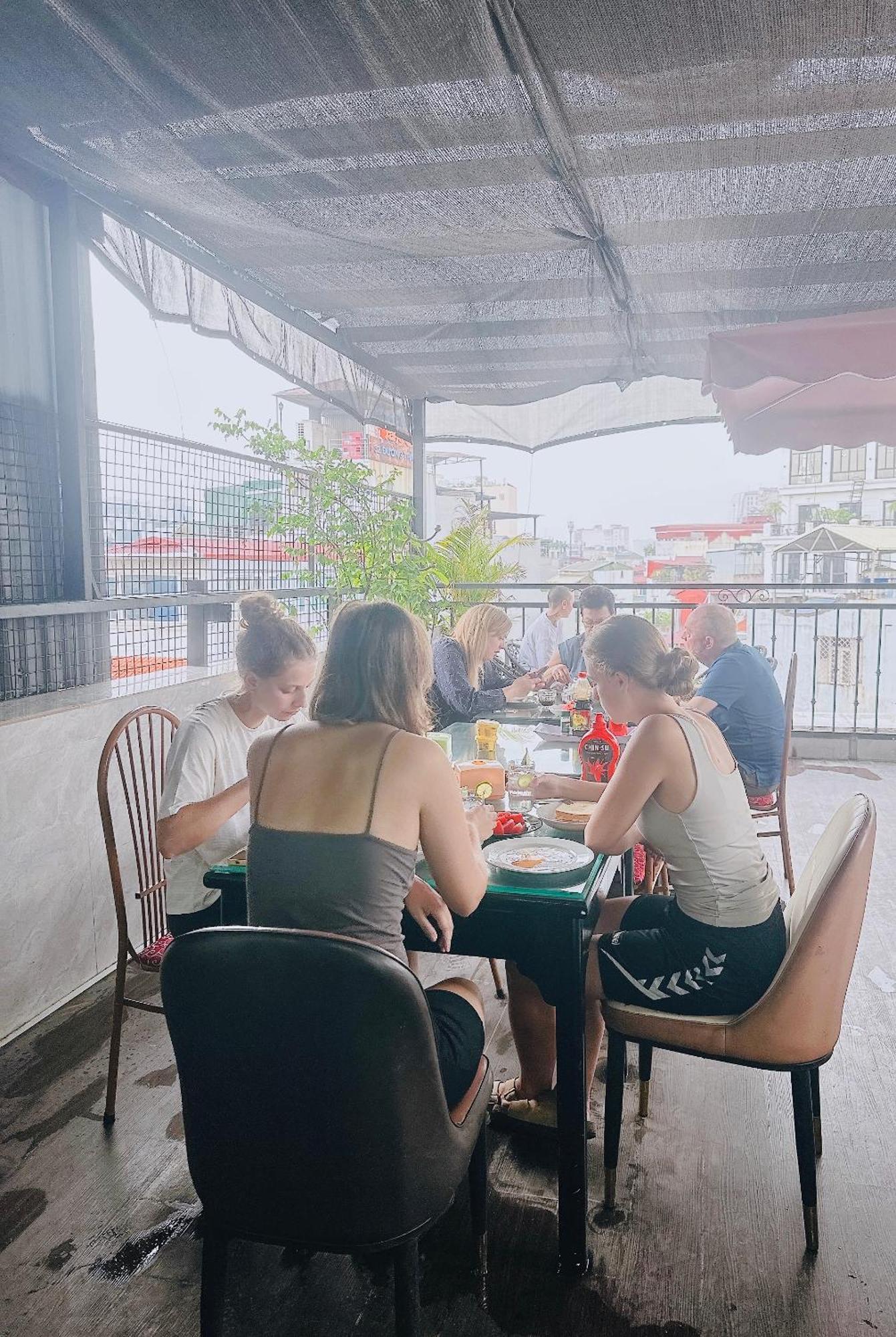 Golden Rose Premium Khách sạn Hà Nội
