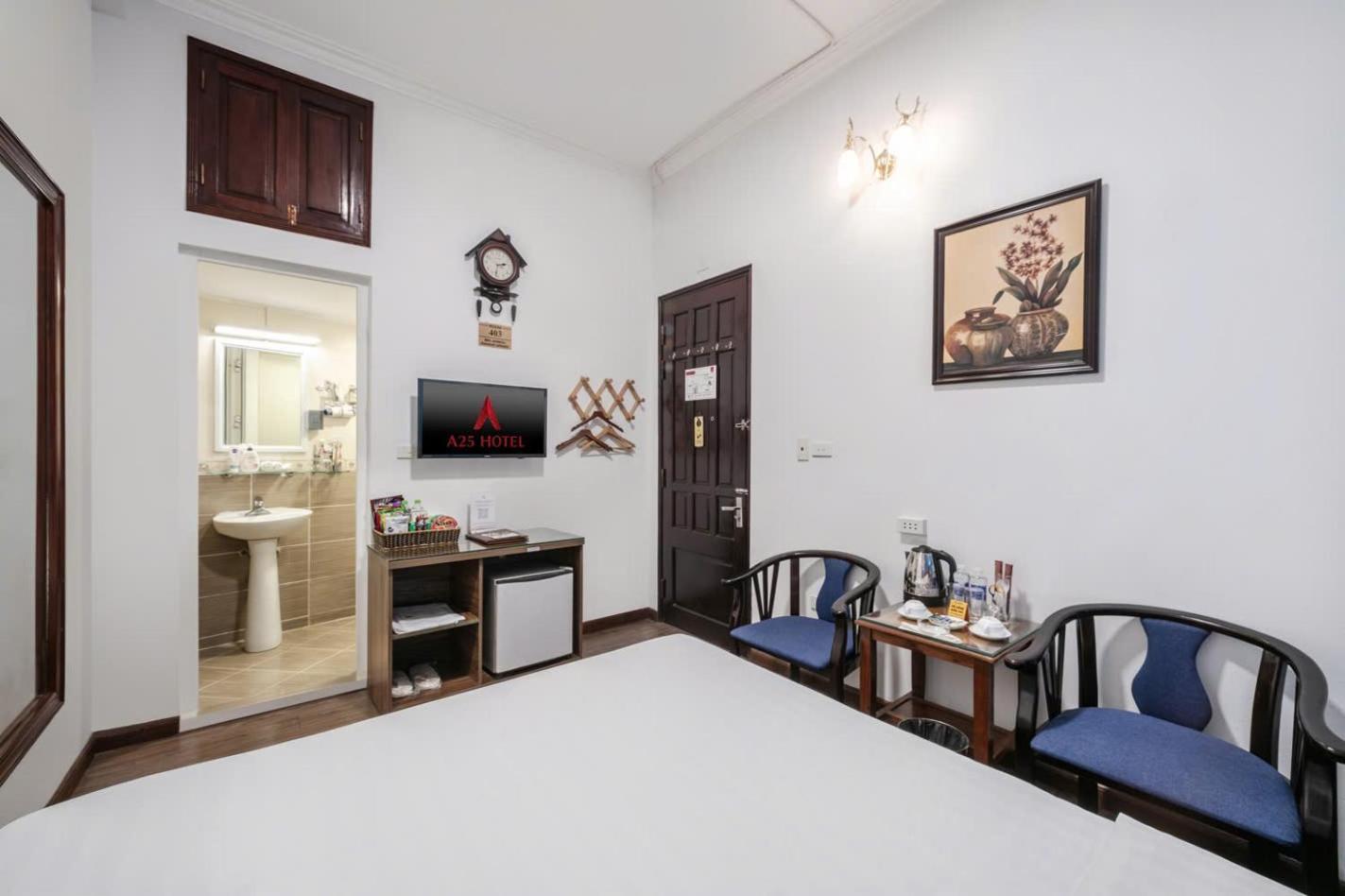 A25 - 197 Thanh Nhan Hotel 2*