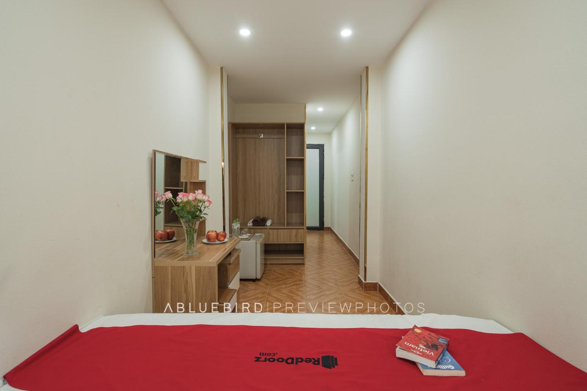 Laura House Hotel 2*