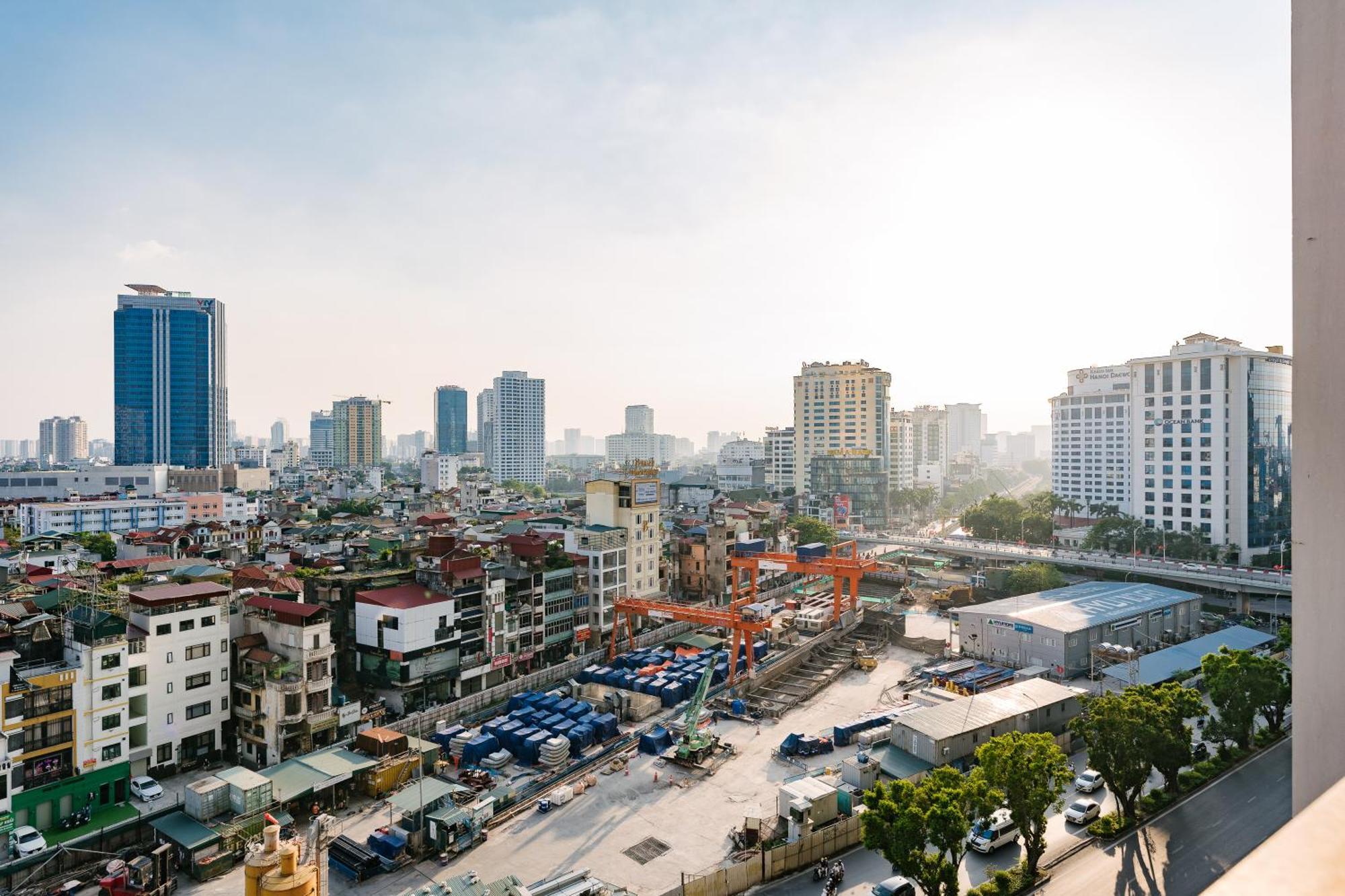Vinhomes Metropolis - South Land Hanoi