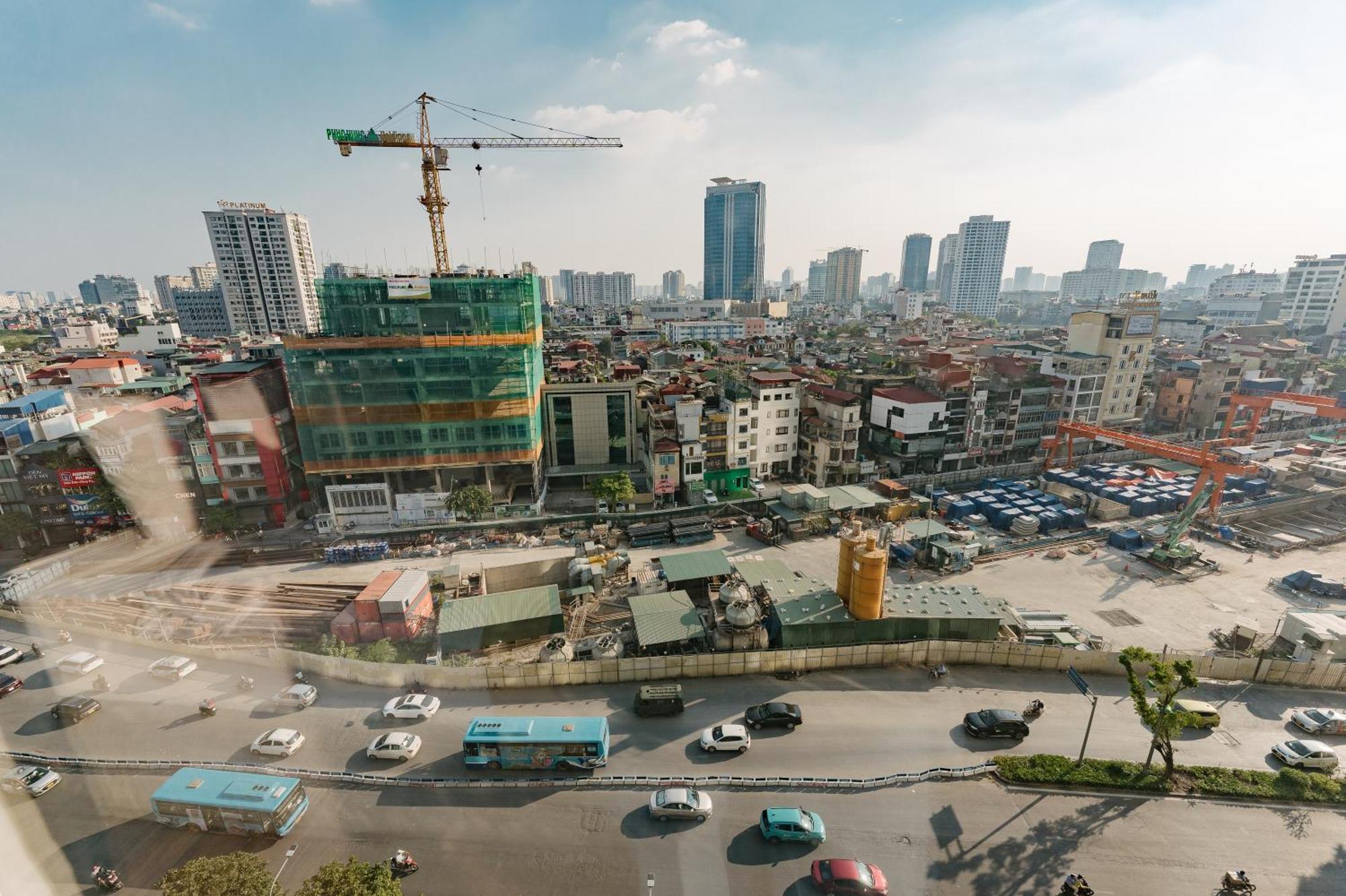 Vinhomes Metropolis - South Land Apartment