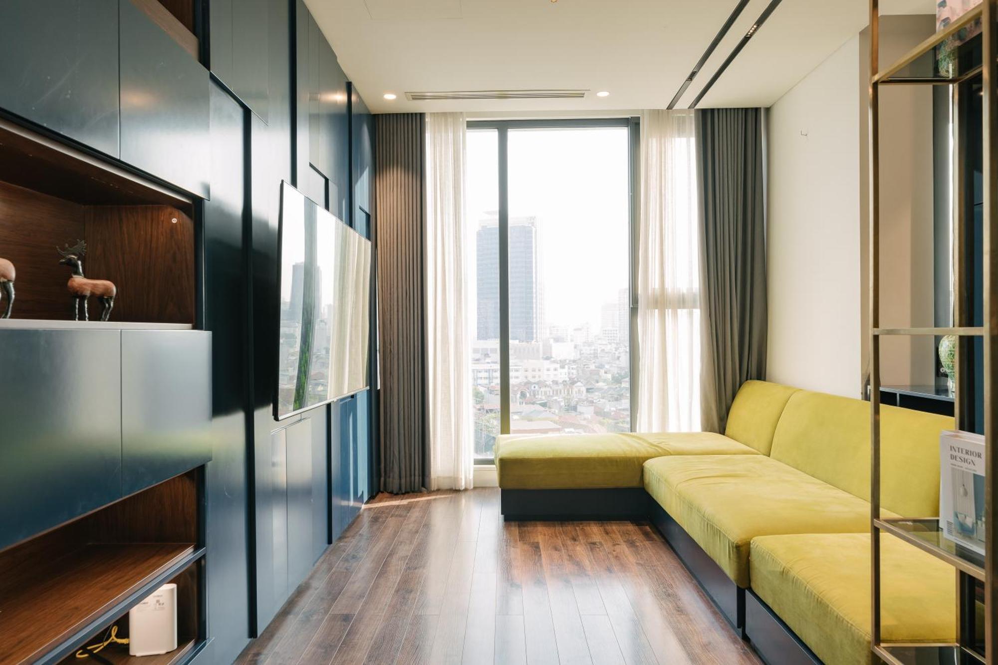 Apartment Vinhomes Metropolis - South Land *