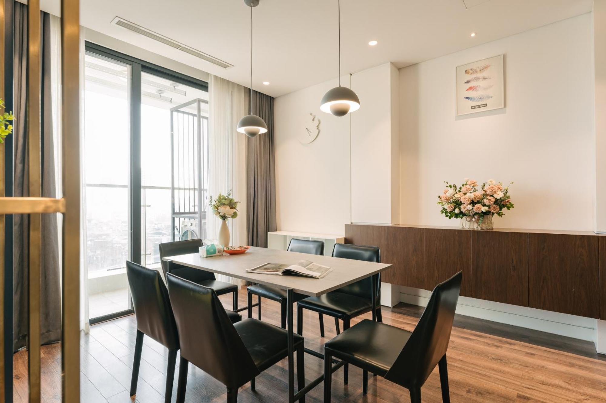 Vinhomes Metropolis - South Land Hanoi