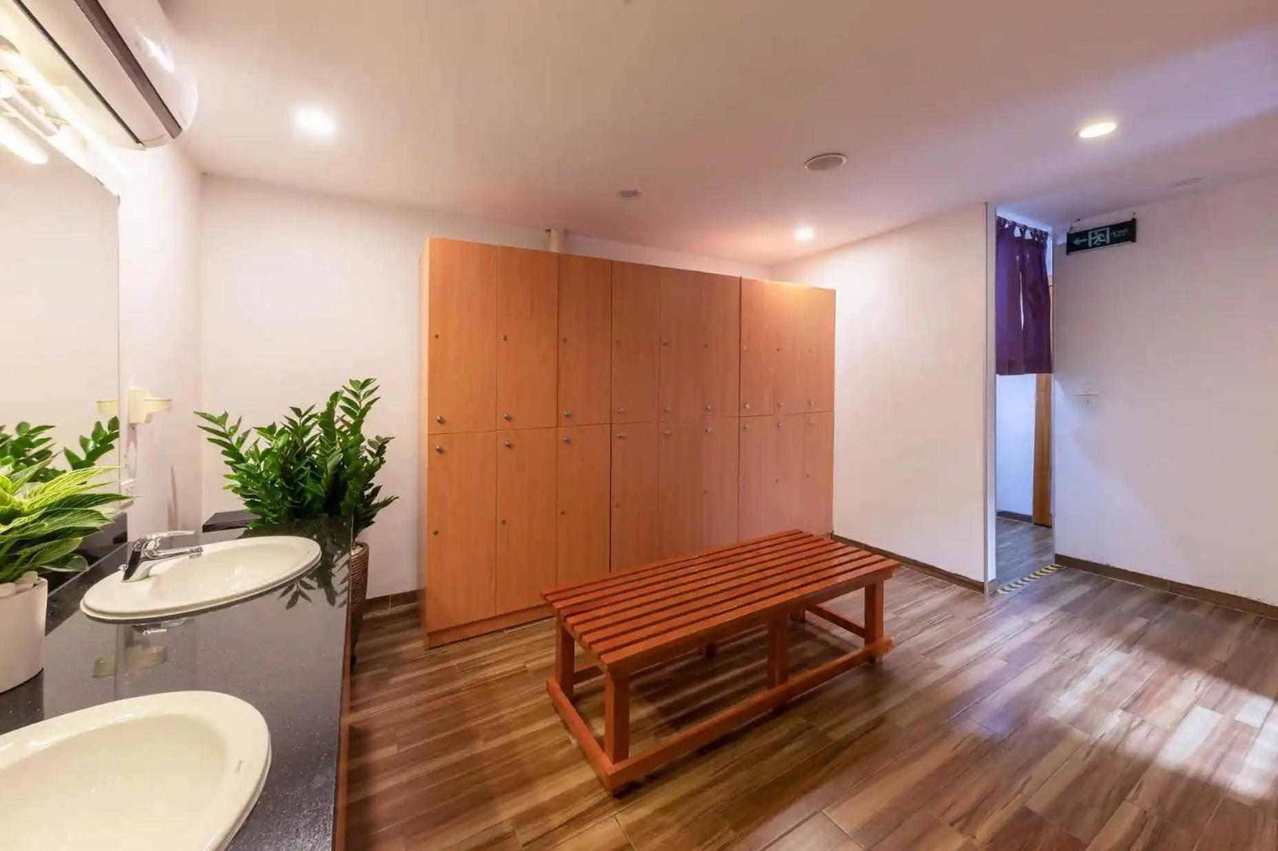 Azumaya Linh Lang Hotel 3*