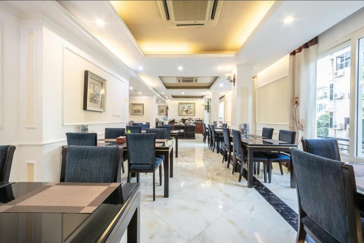 A25 - 15 Trần Quốc Toản Khách sạn