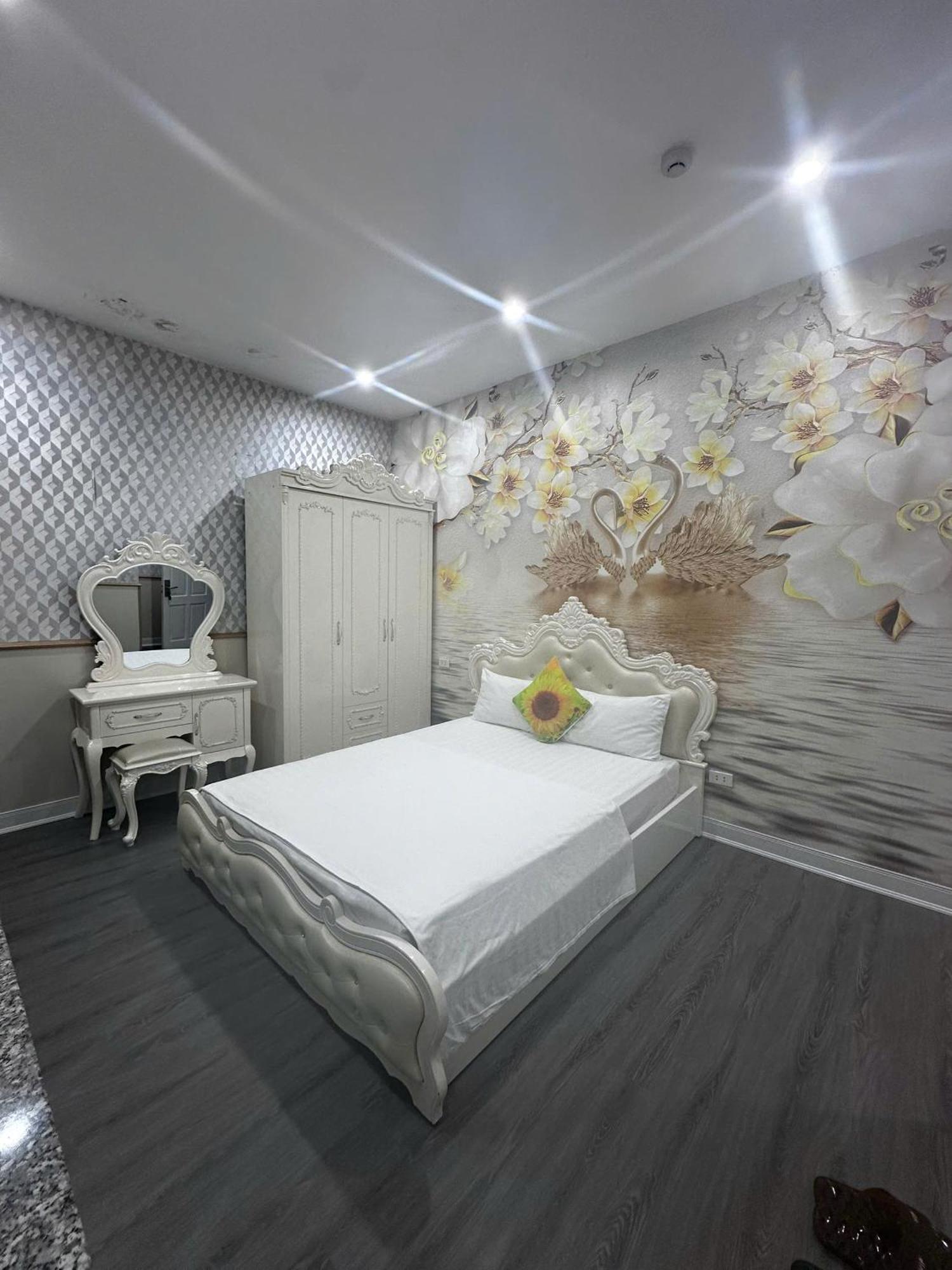 Khach San Huong Duong Hotel 3*