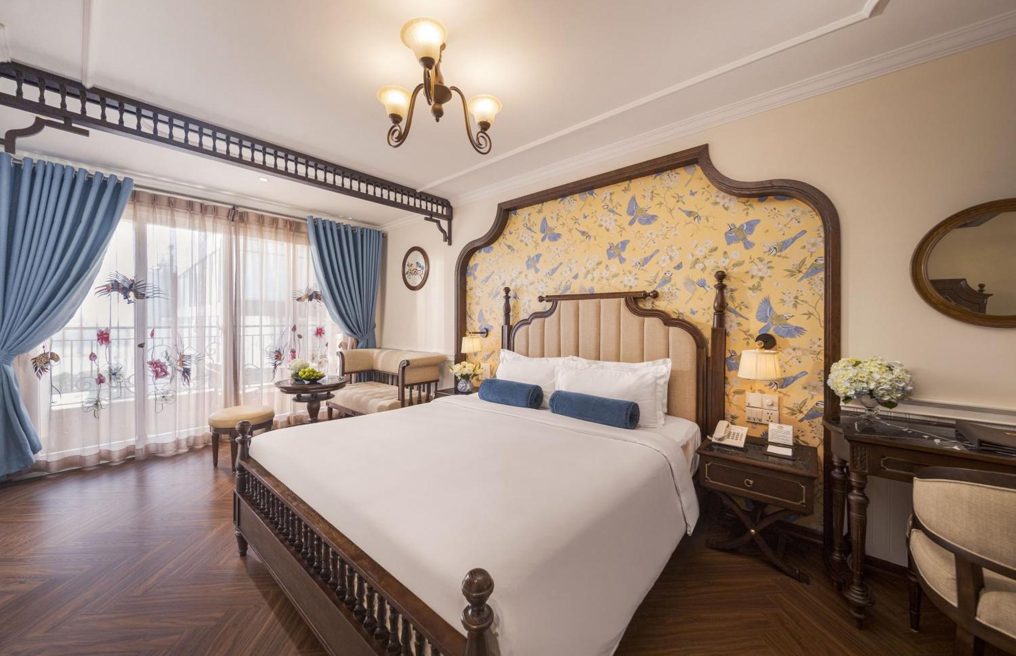 Tirant 4* Hanoi