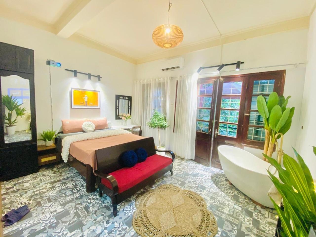 Apartment Lahomestay Mieu *