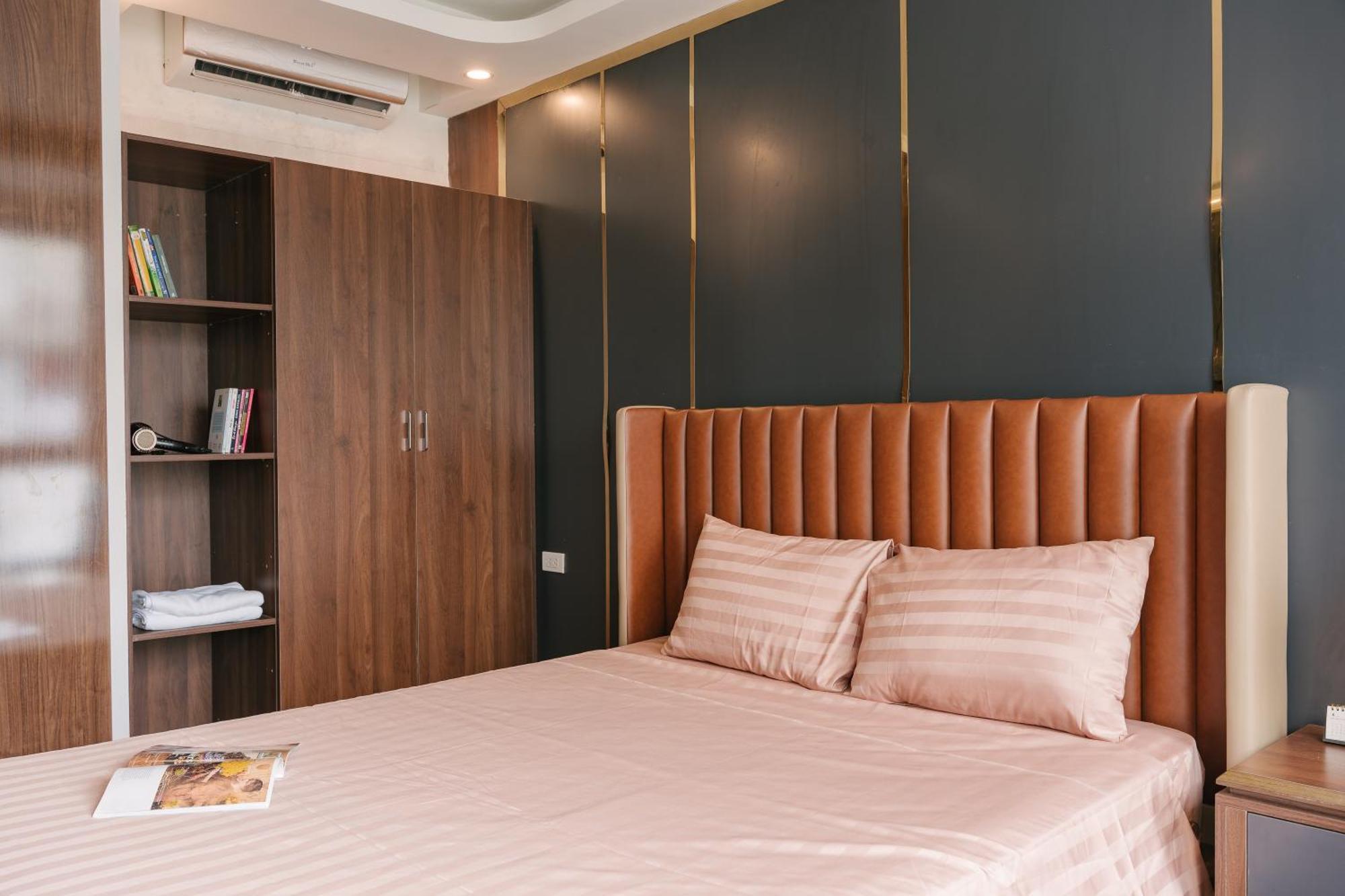 Oikia Apartment *