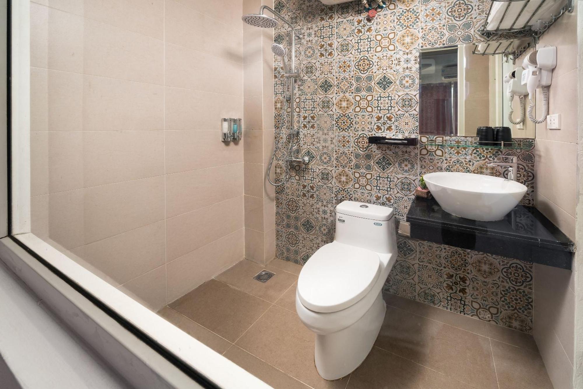Guest house Charlie House Hanoi