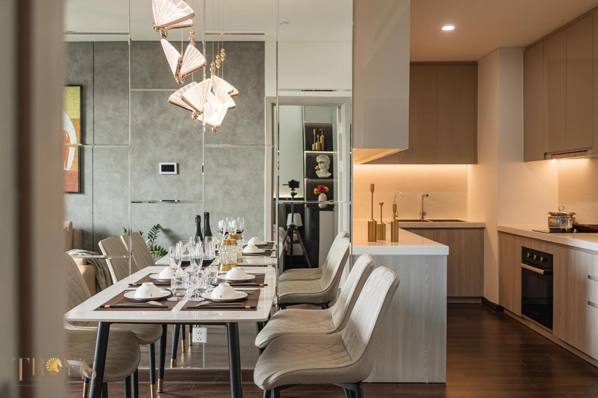 Troy House - Masteri West Heights 5*