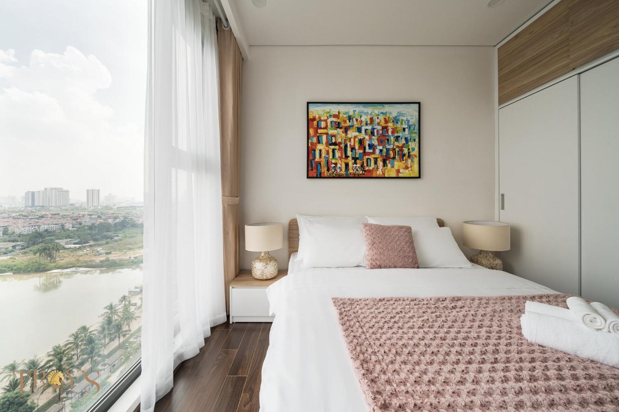 Hotel Troy House - Masteri West Heights Hanoi