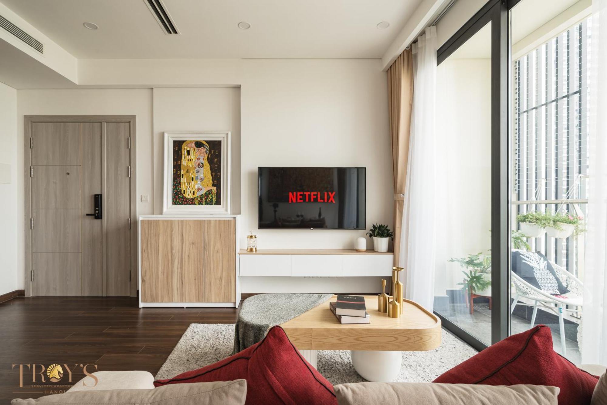 Troy House - Masteri West Heights 5*