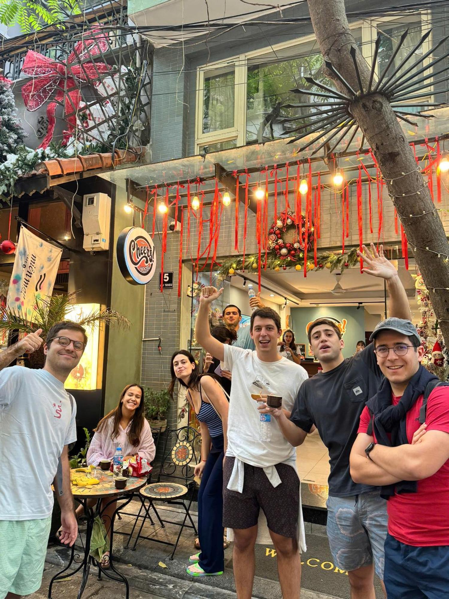 Hostel Cheers Hanoi