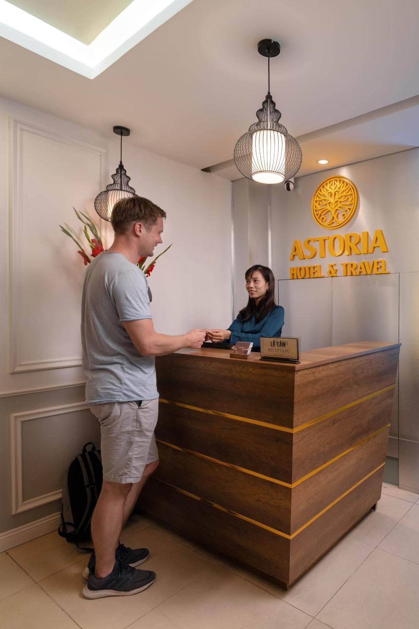 Astoria & Travel Khách sạn
