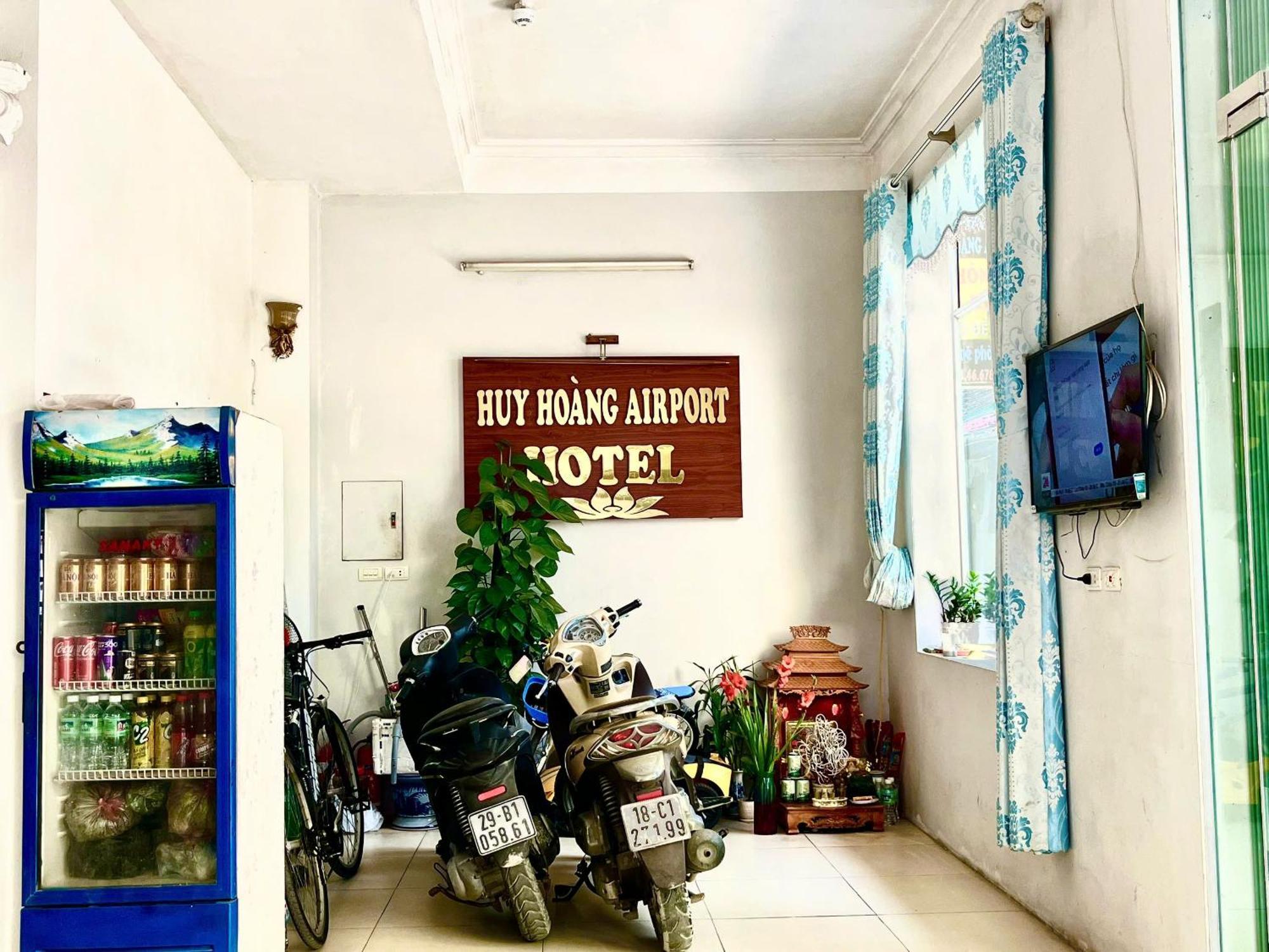 Huy Hoang Airport Hanoi