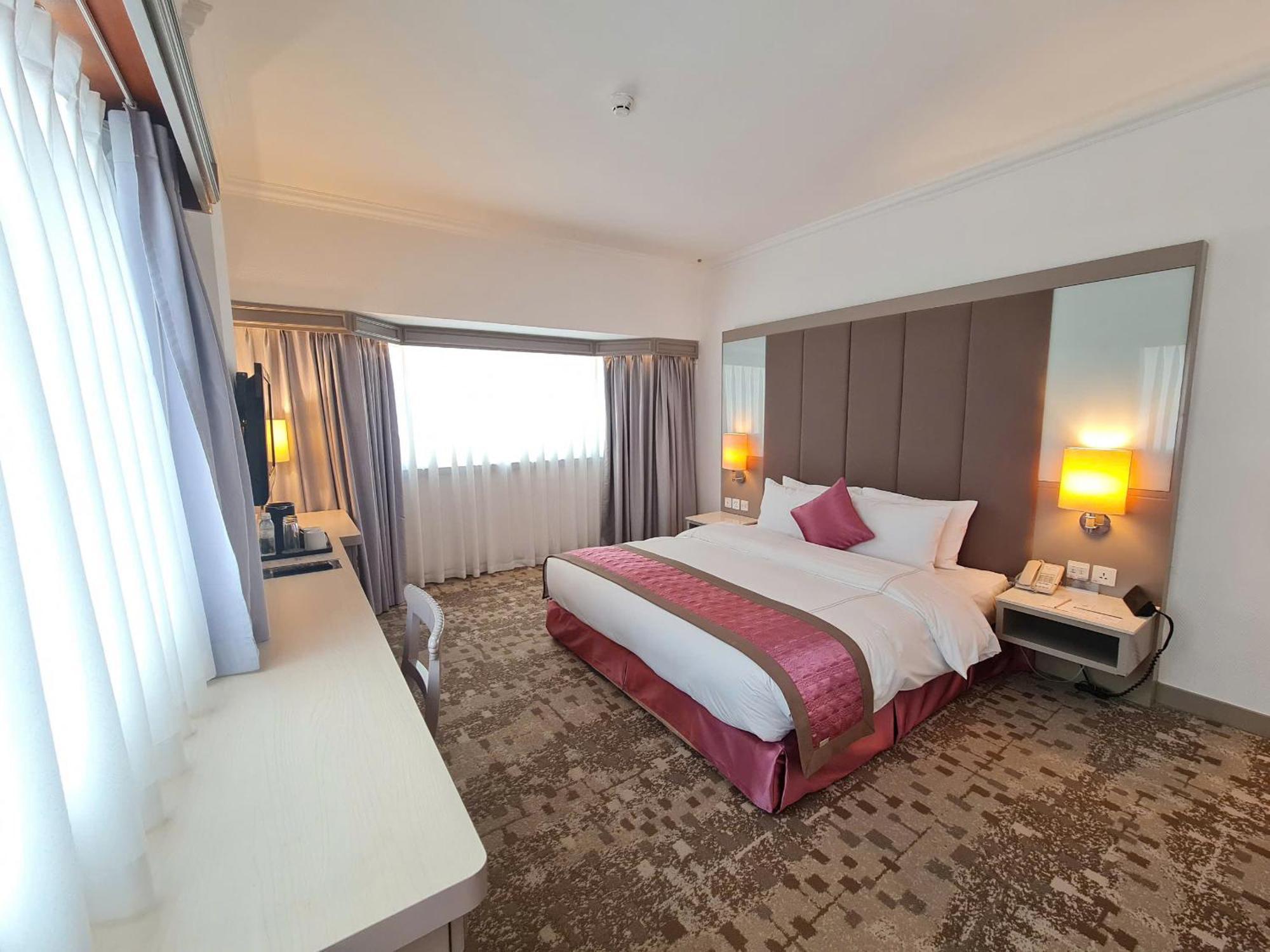 Sunway Hotel 4*