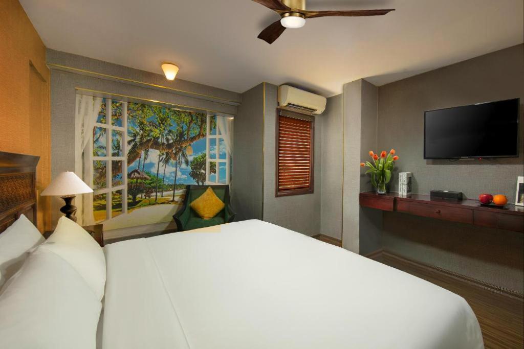Classic Street Hotel