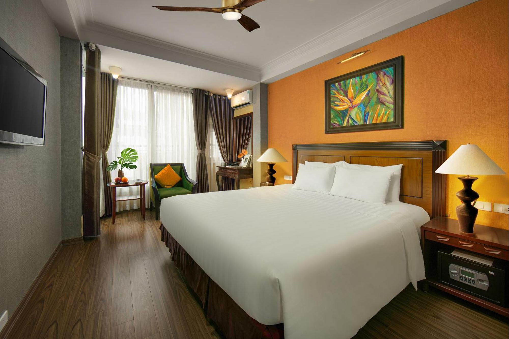 Classic Street Hotel