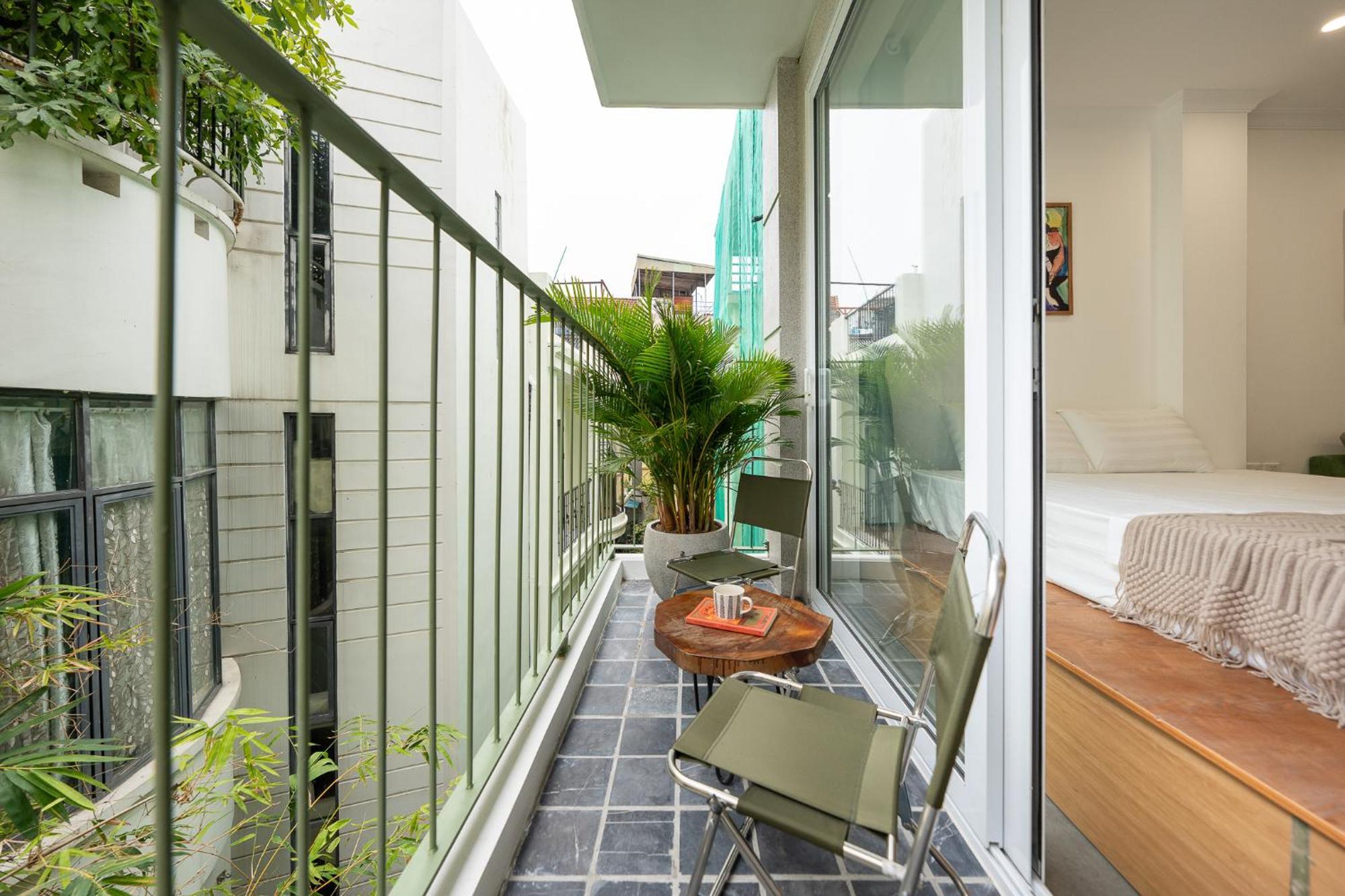 Location/big Group/private With Pool And Kitchen Hà Nội