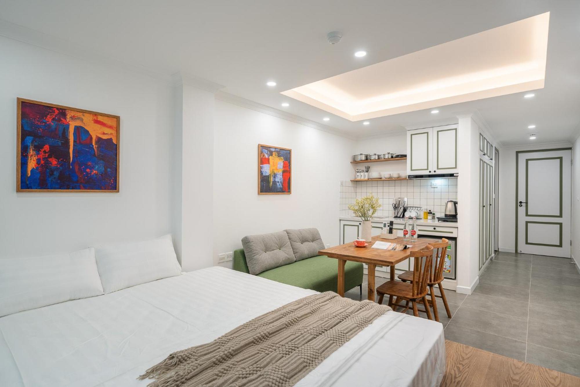 Location/big Group/private With Pool And Kitchen